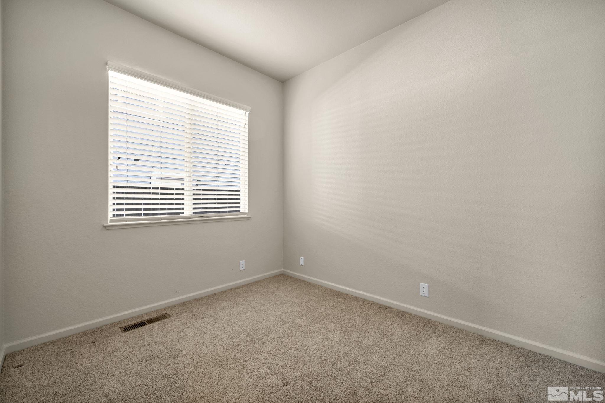10055 Zephyr Heights Dr Property Photo 23