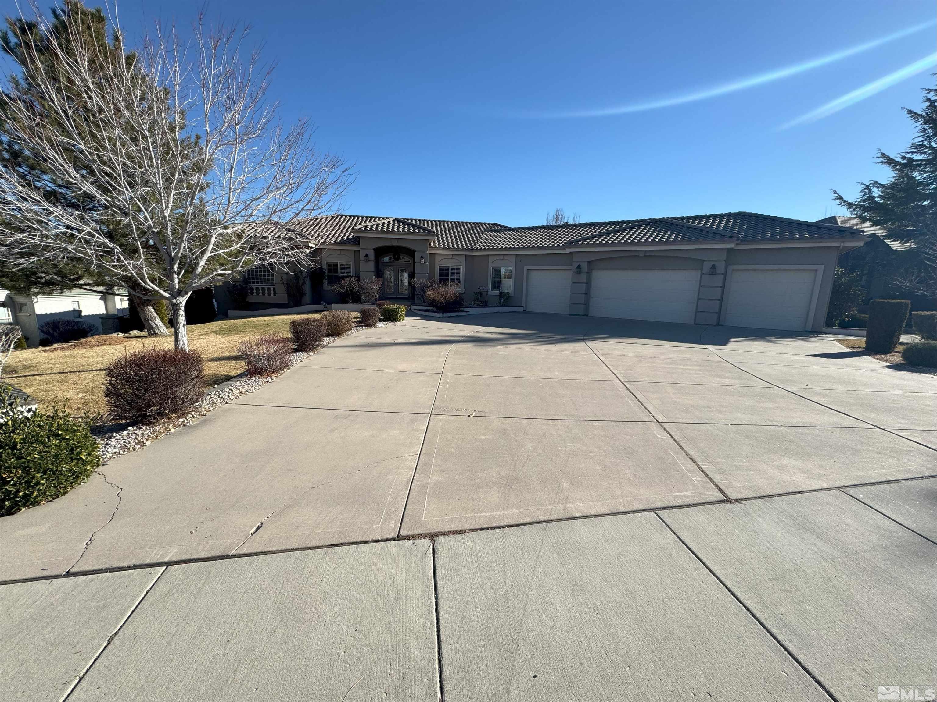 12720 Fieldcreek Ln. Property Photo 2