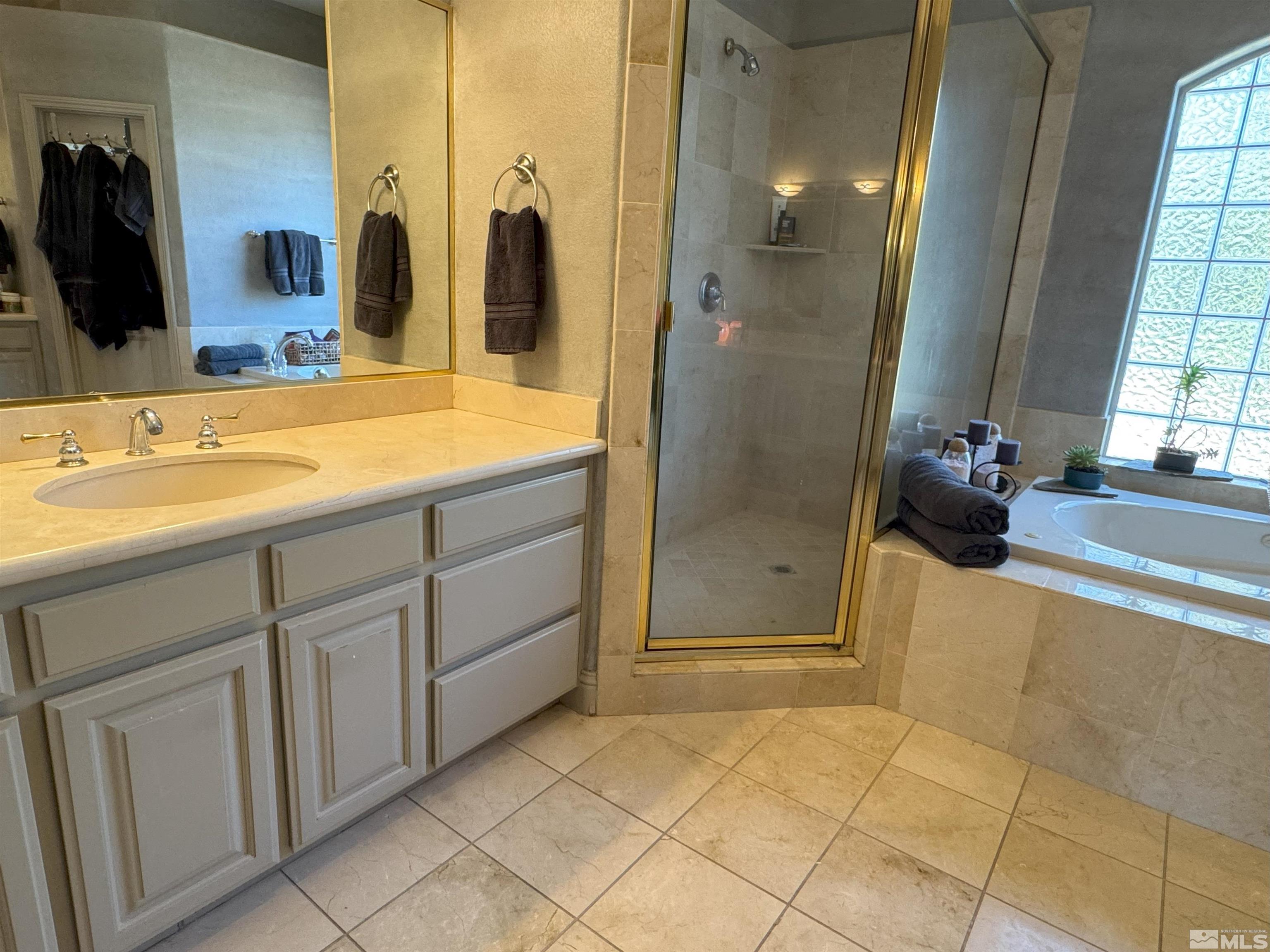 12720 Fieldcreek Ln. Property Photo 20