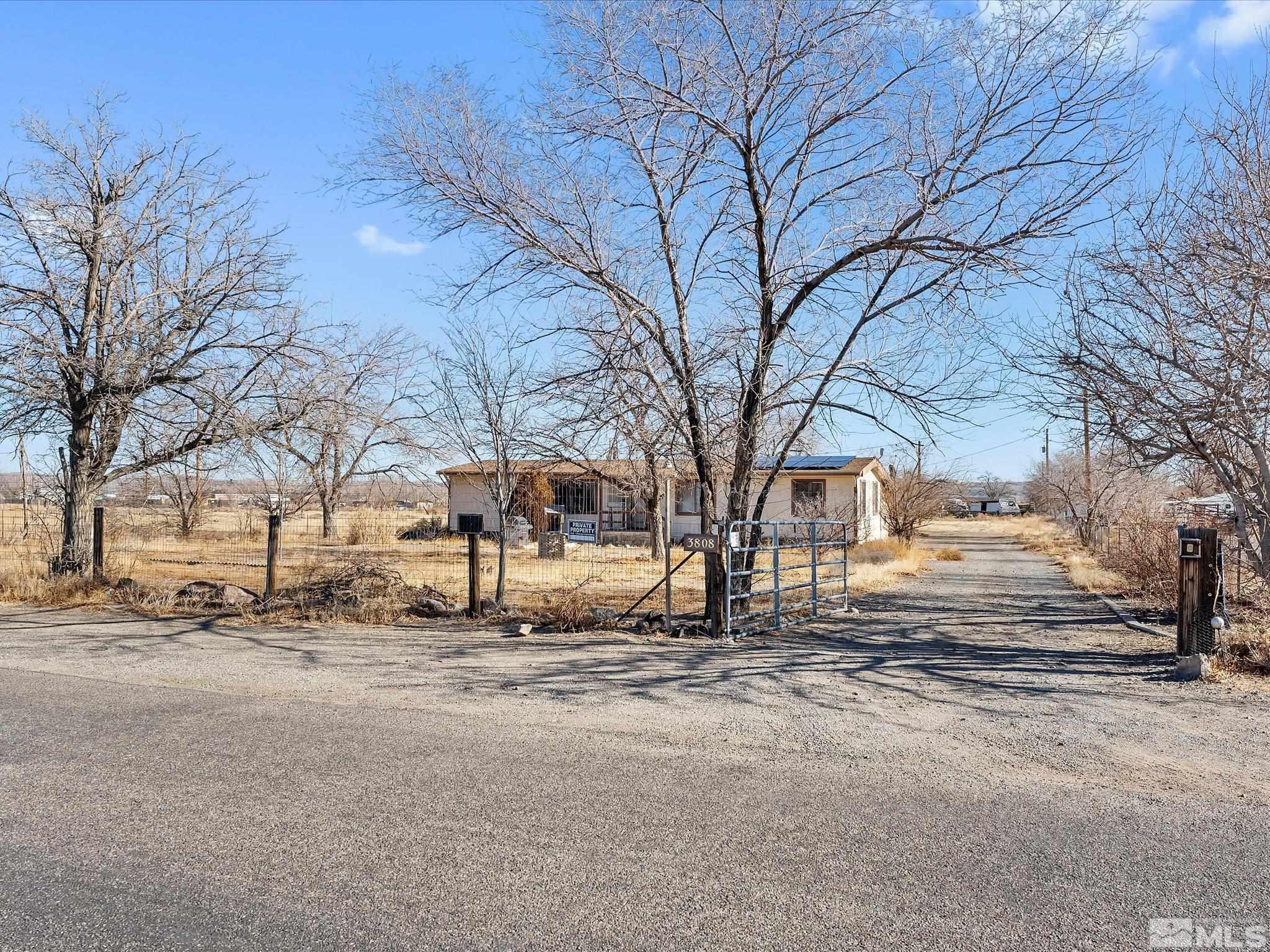 3808 Deodar St Property Photo 1