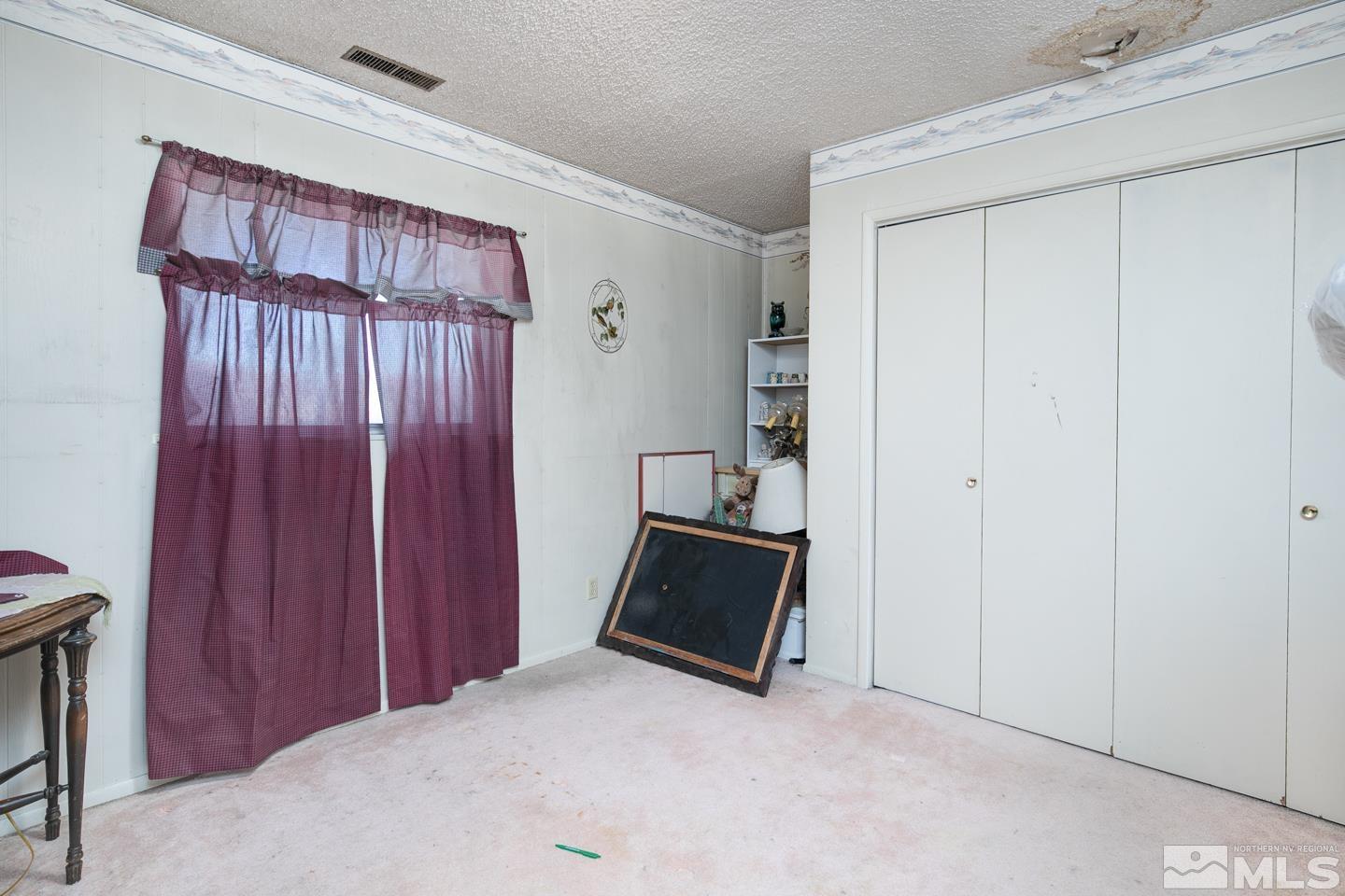 1990 Auction Rd Property Photo 15