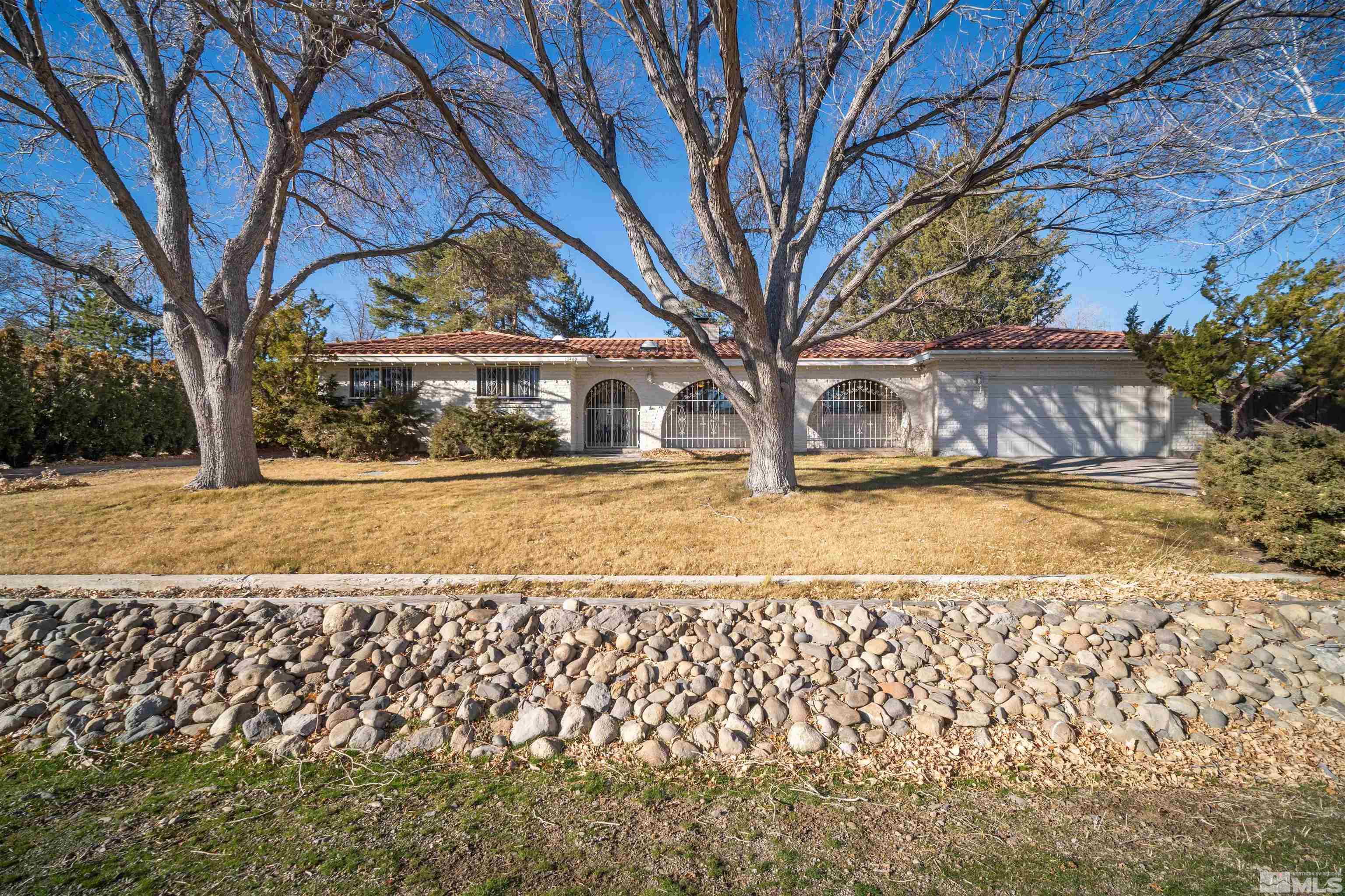 13460 S Hills Dr Property Photo 1