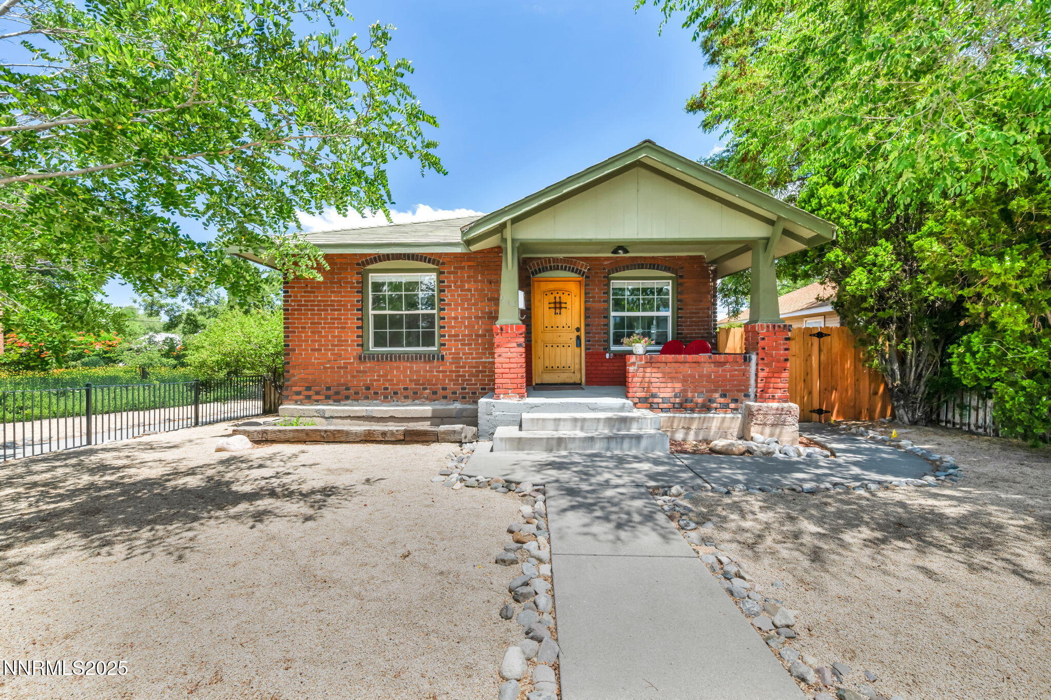 960 Ralston Street Property Photo 1