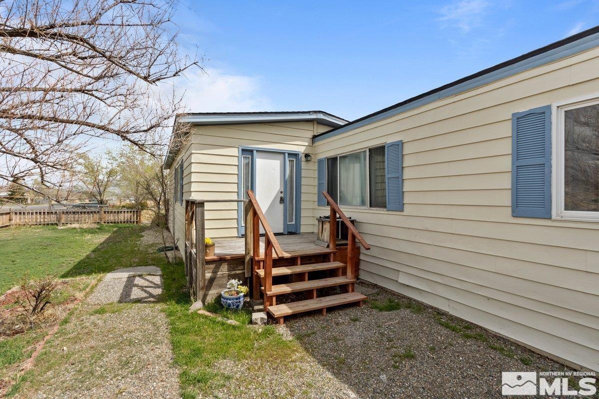 2760 Winnemucca Property Photo 2