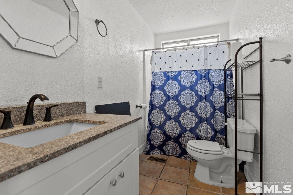 2760 Winnemucca Property Photo 16