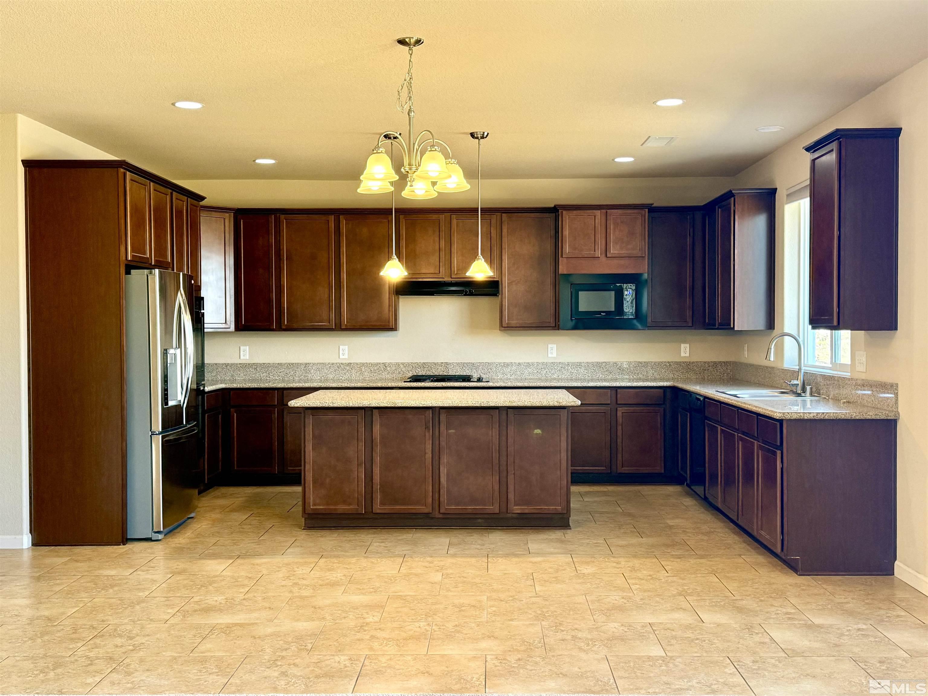 963 Chip Creek Ct Property Photo 6