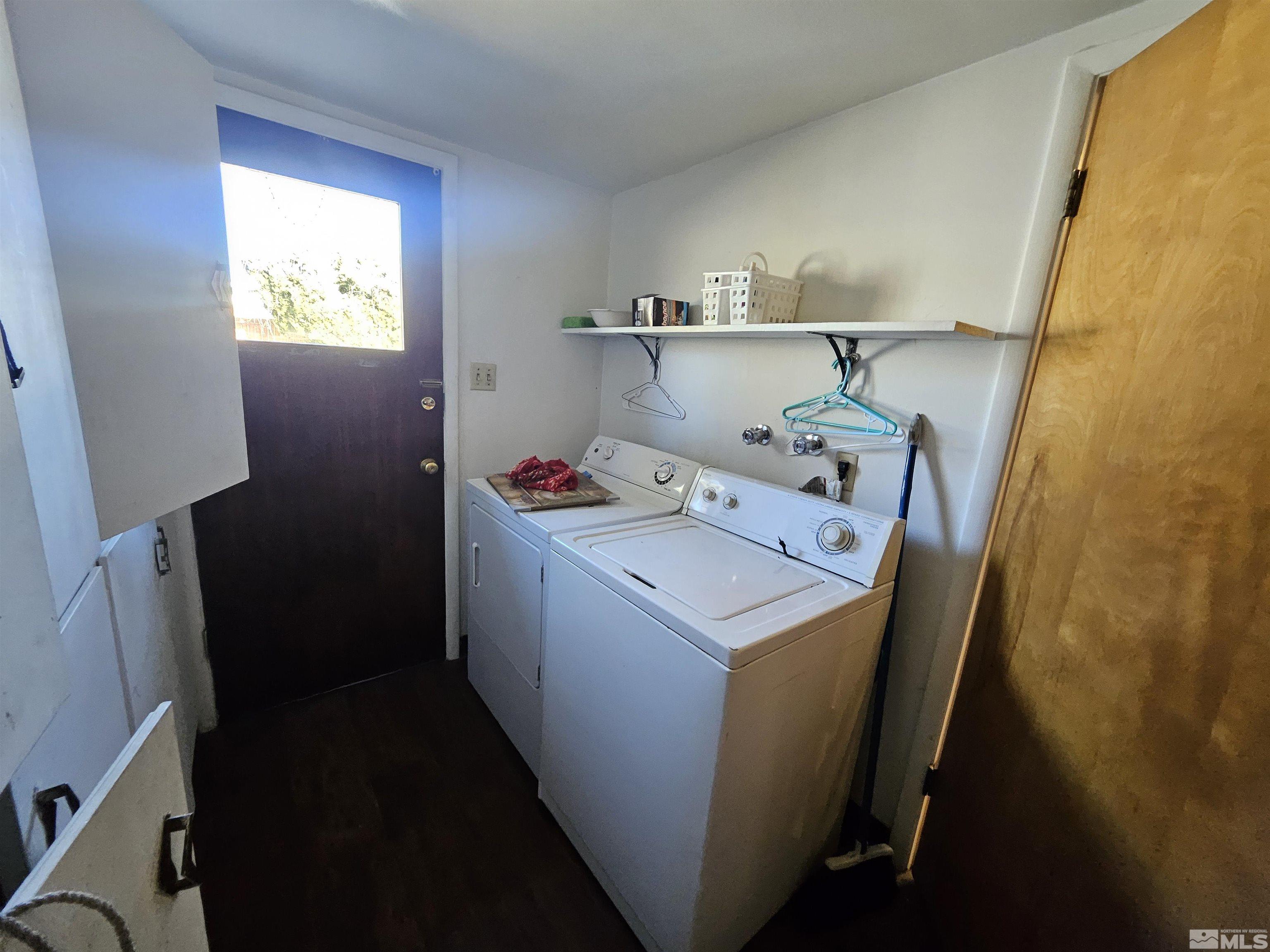 990 York Way Property Photo 10