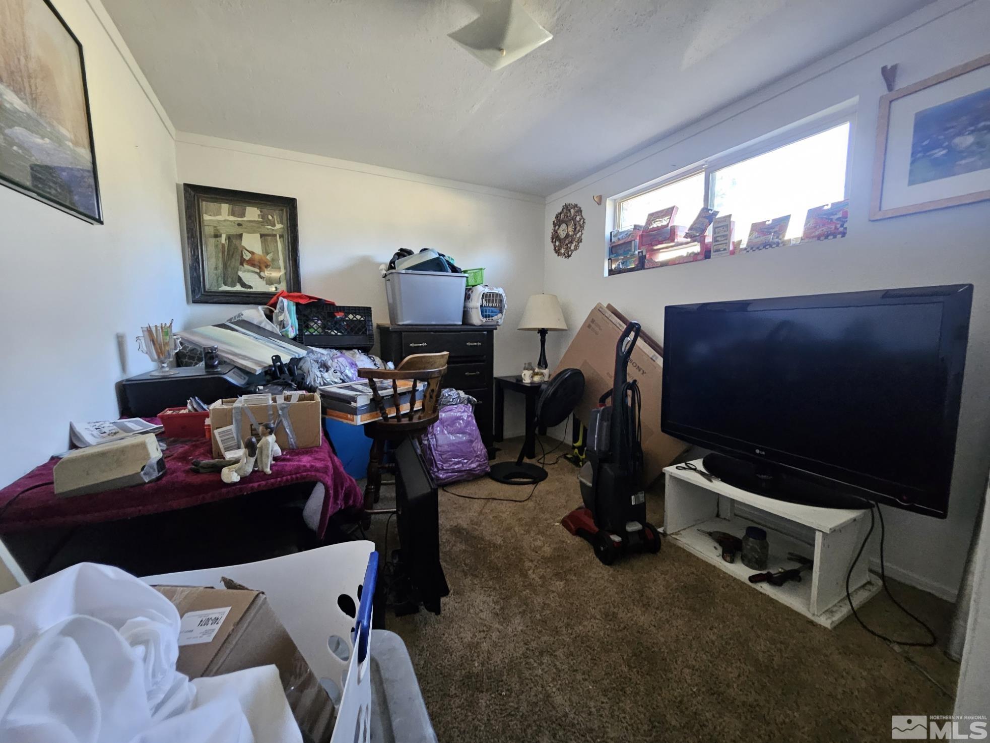 990 York Way Property Photo 12