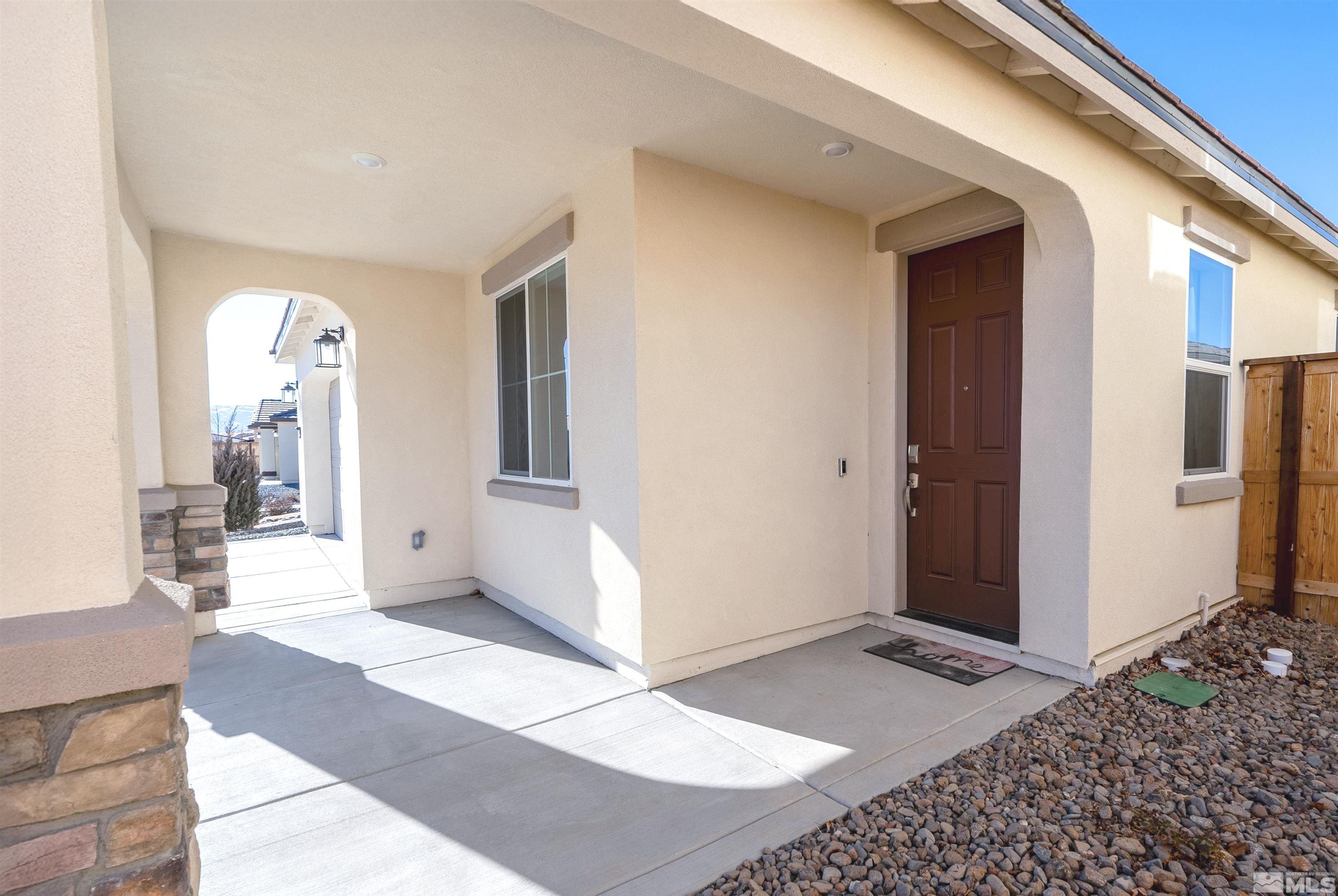6182 Farm House Ct Property Photo 4