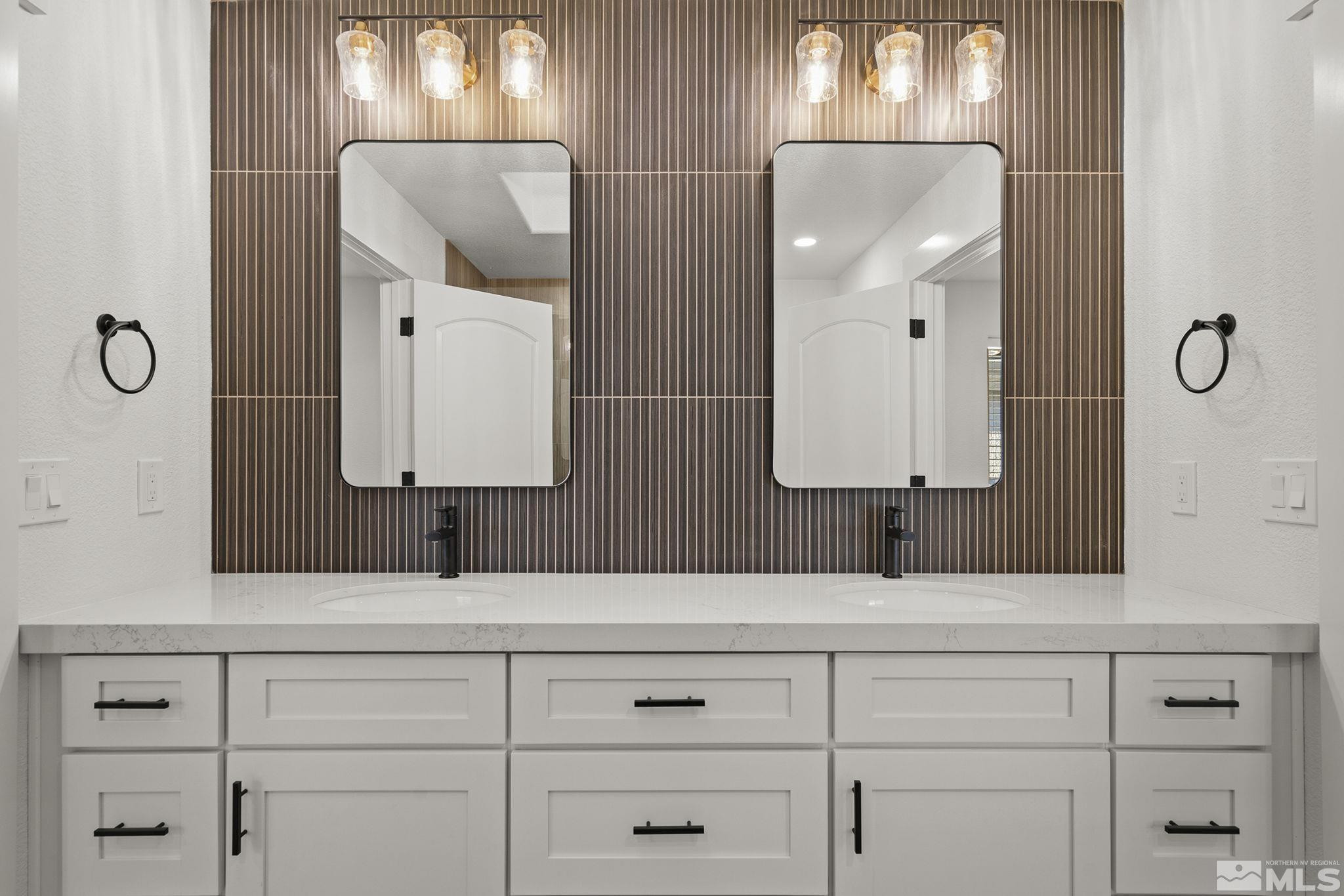 3140 Villa Marbella Circle Property Photo 34