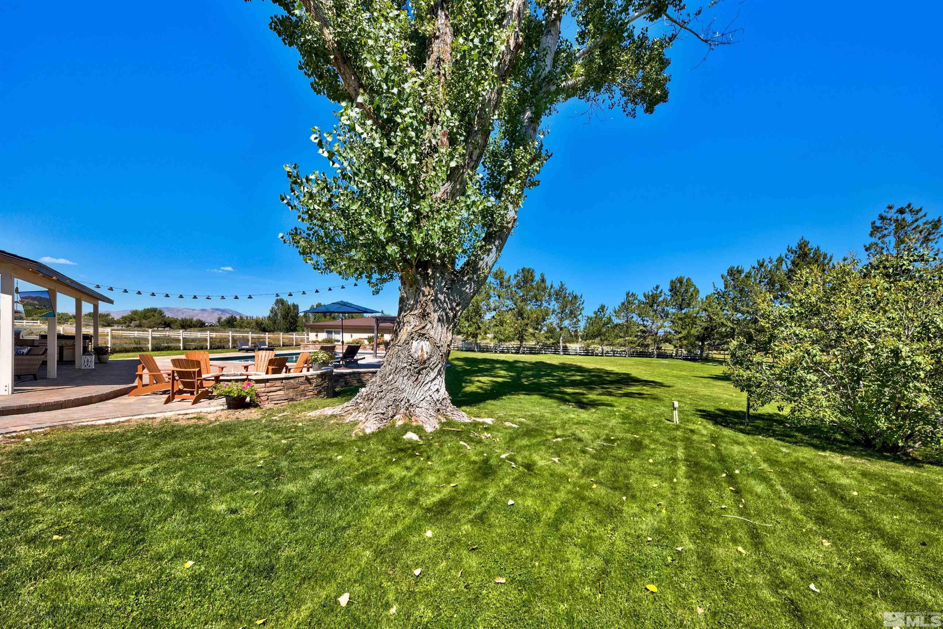 971 Country Estates Cir Property Photo 3