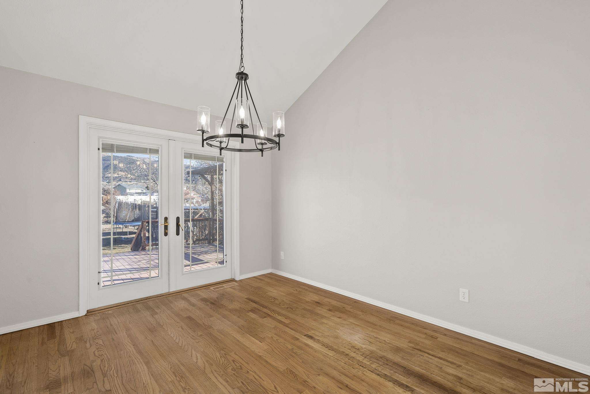 16000 Scarlet Way Property Photo 15