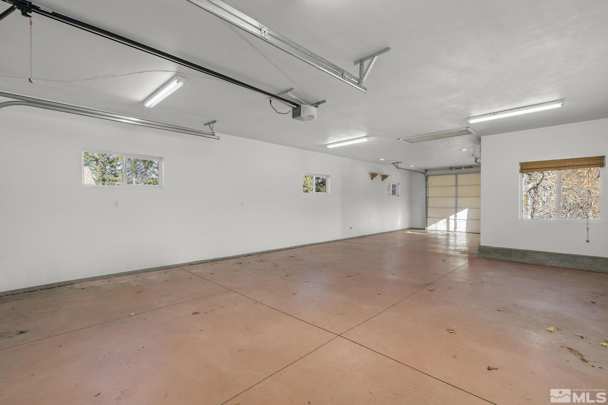 16000 Scarlet Way Property Photo 36