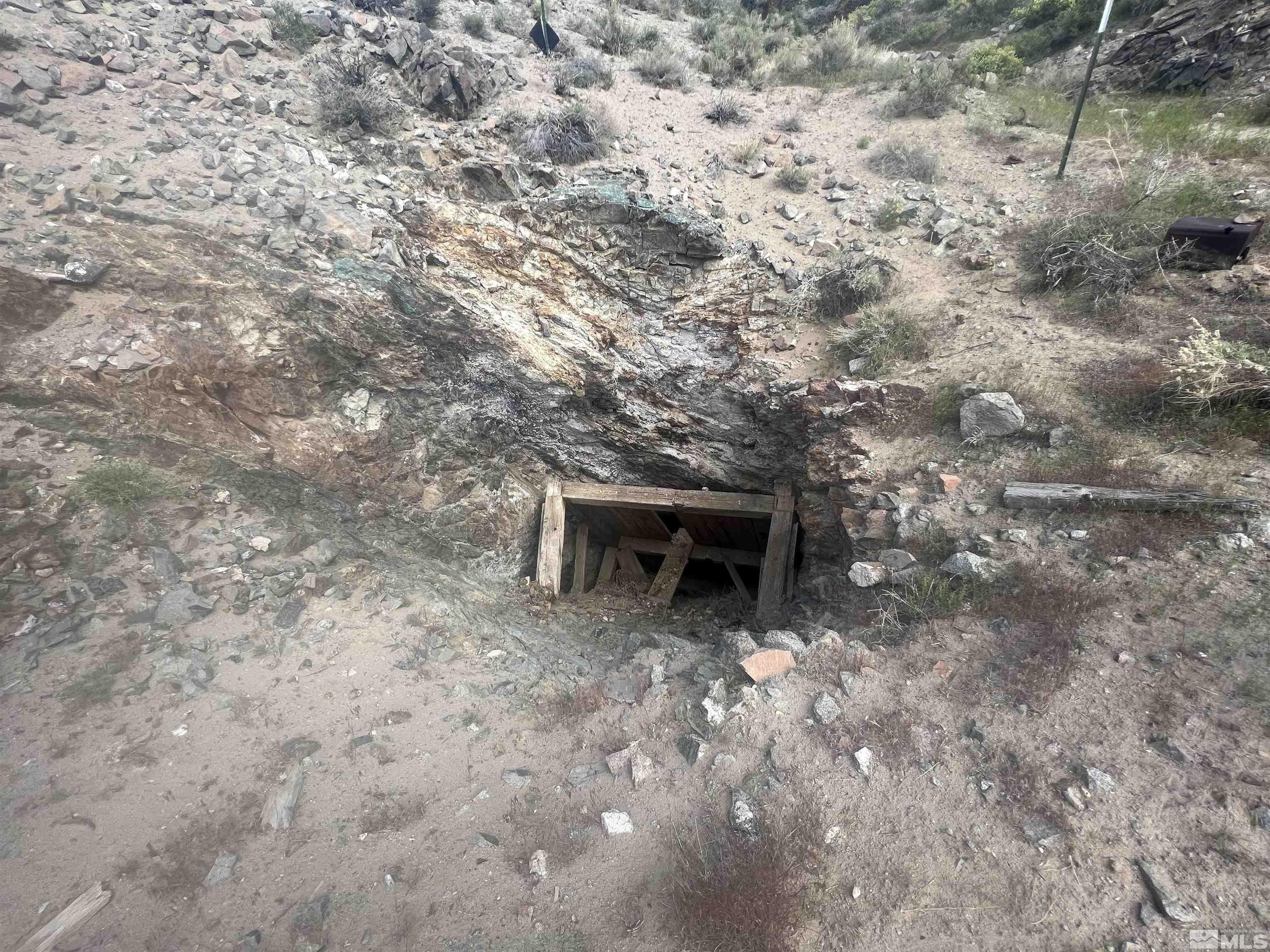 0146609 Iron King Mine Property Photo 14
