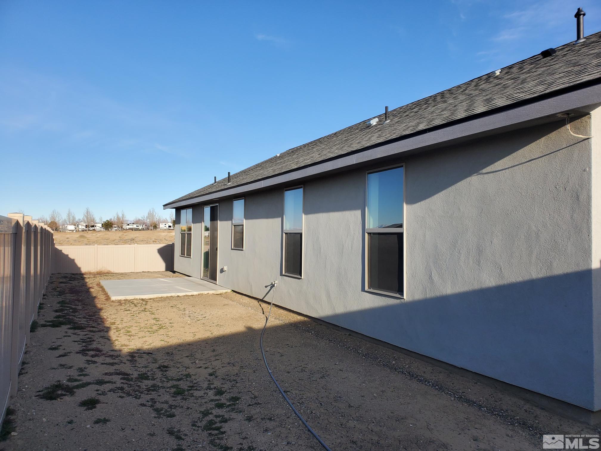 5960 Packsaddle Rd Property Photo 4