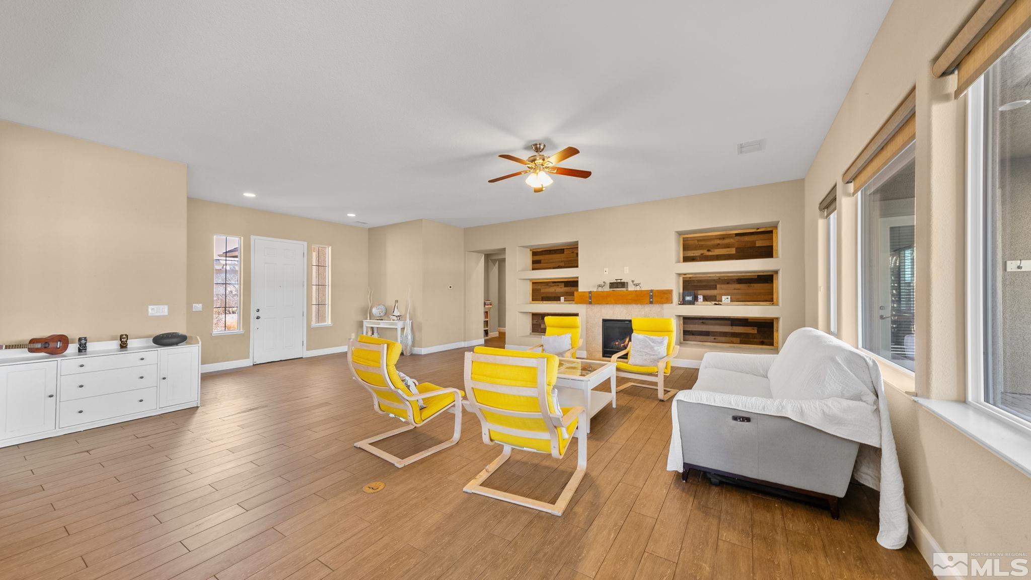 11725 Paradise View Dr. Property Photo 8