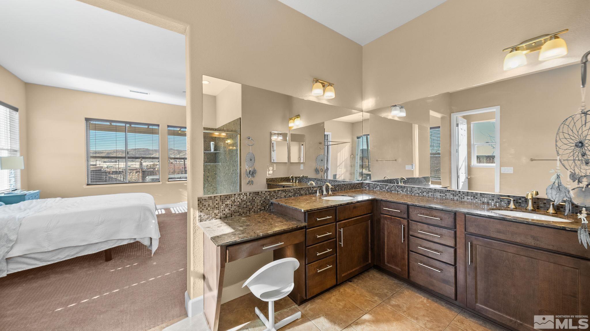 11725 Paradise View Dr. Property Photo 23