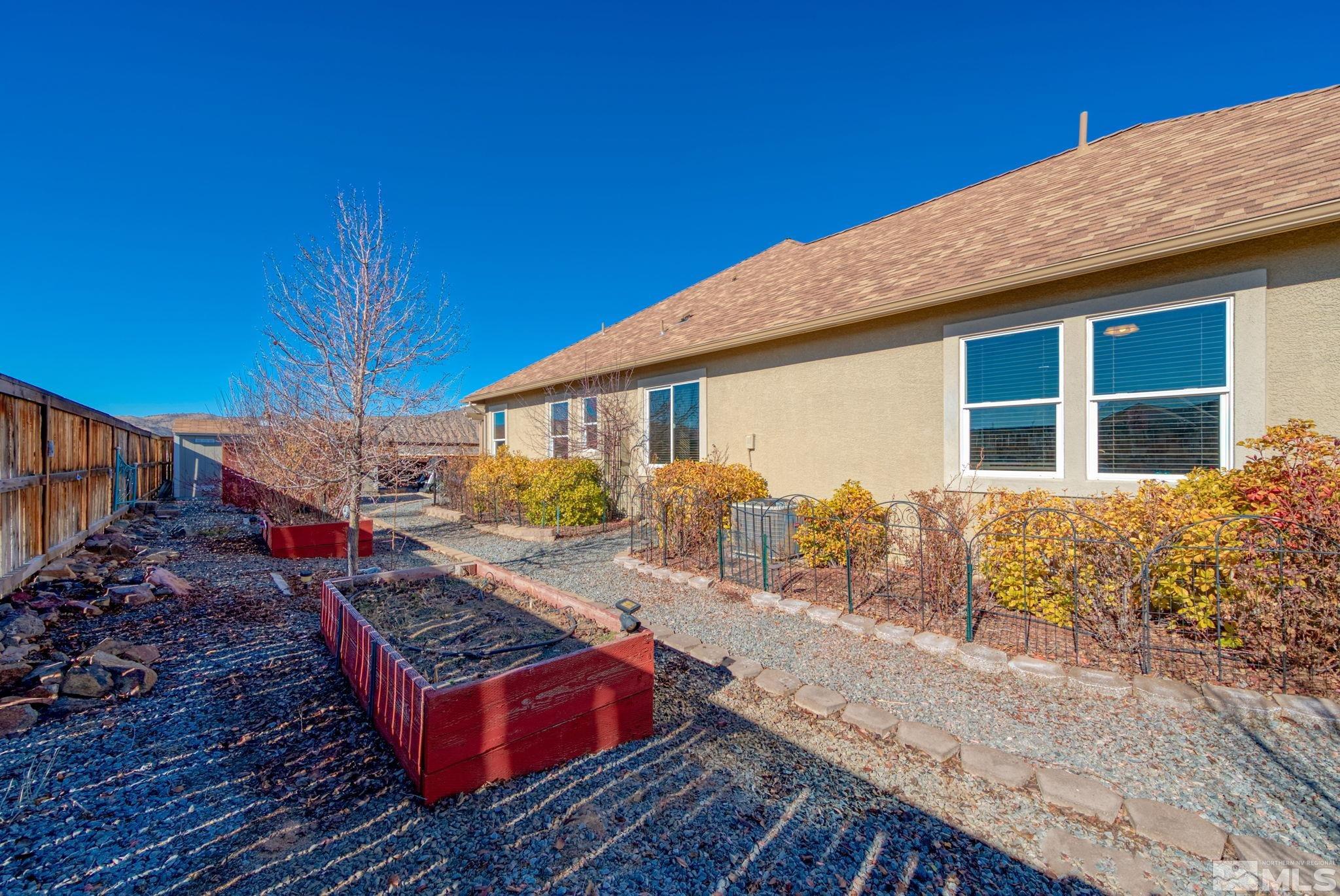 11725 Paradise View Dr. Property Photo 33