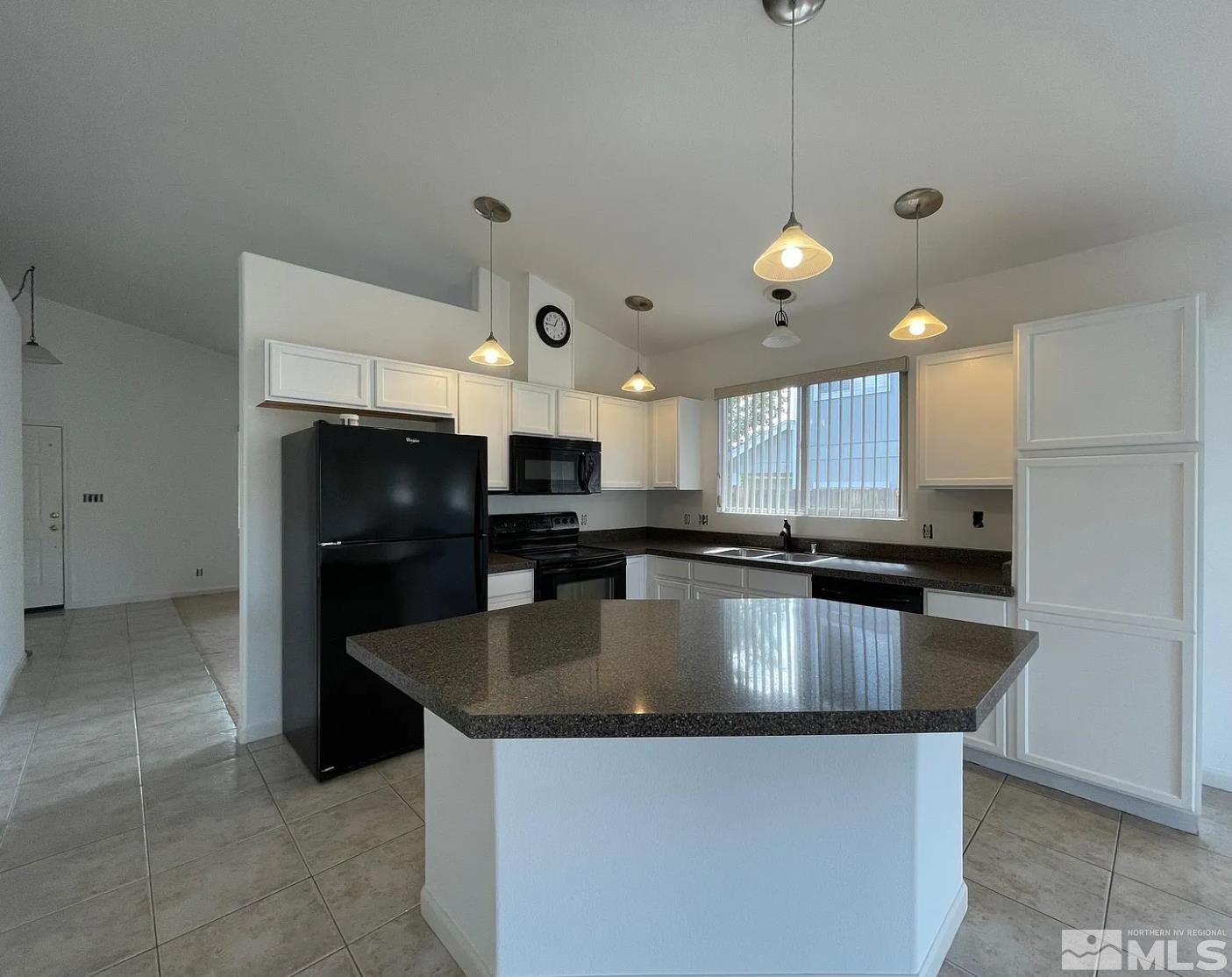1715 Polo Park Dr Property Photo 5