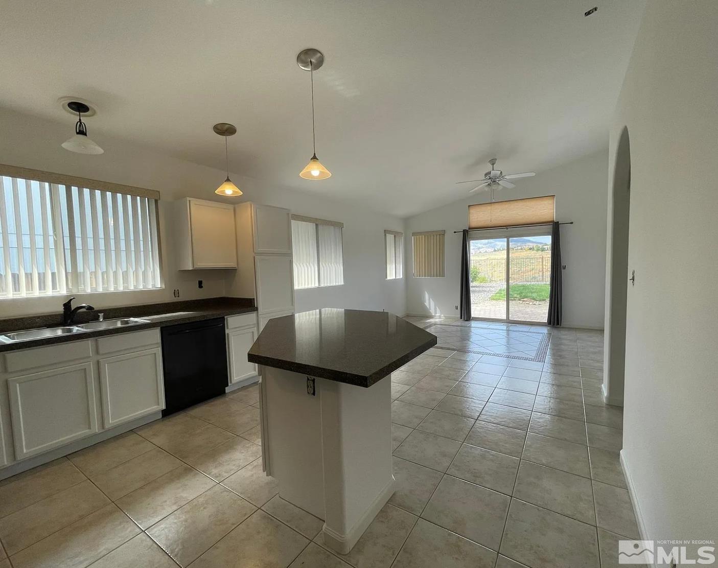 1715 Polo Park Dr Property Photo 6