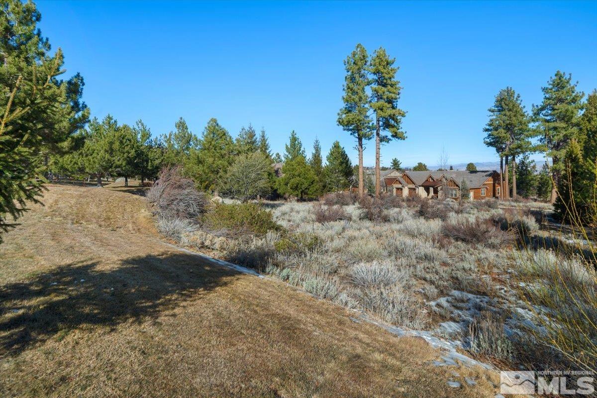 5715 Nordend Way Property Photo 7