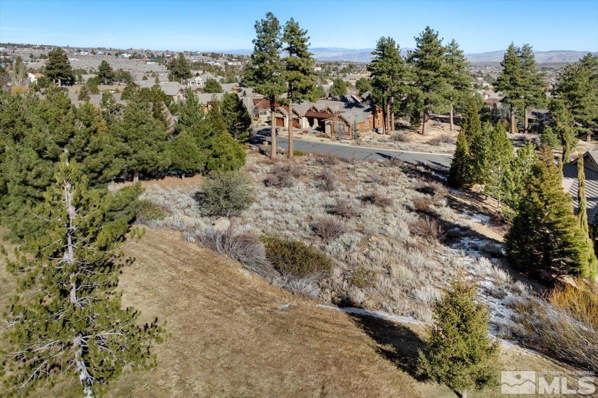 5715 Nordend Way Property Photo 8