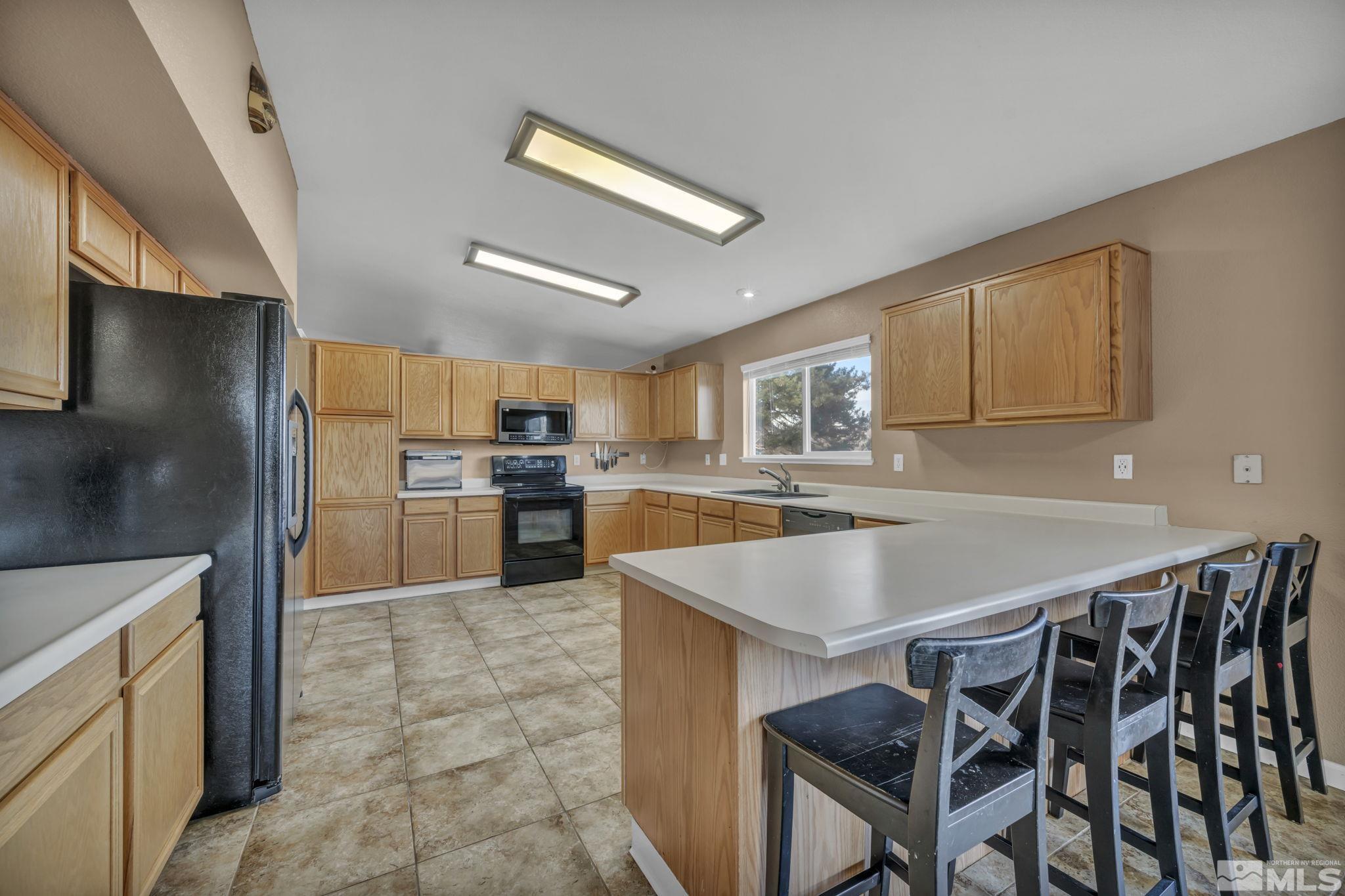 747 Snowdrop Court Property Photo 7