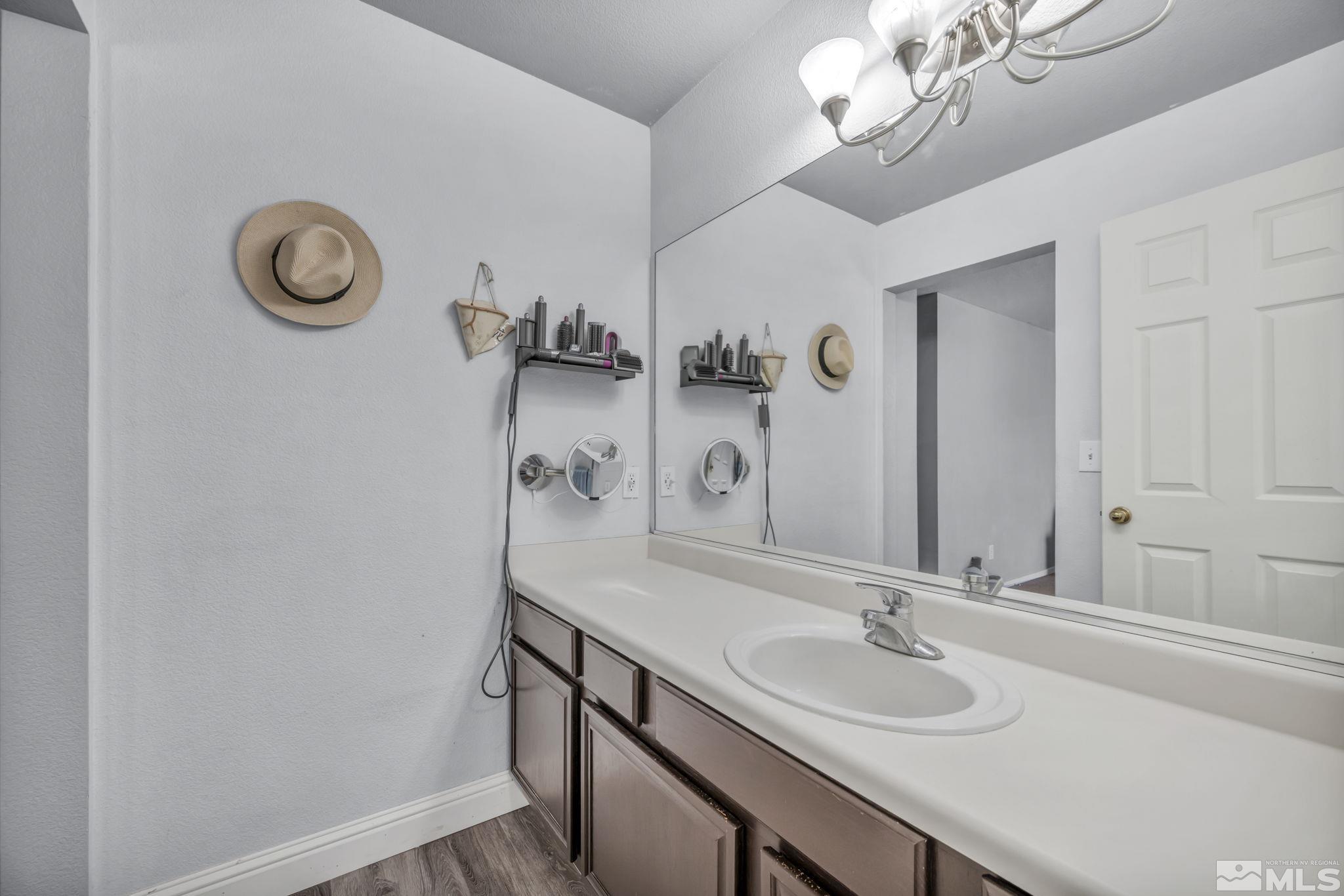 747 Snowdrop Court Property Photo 15