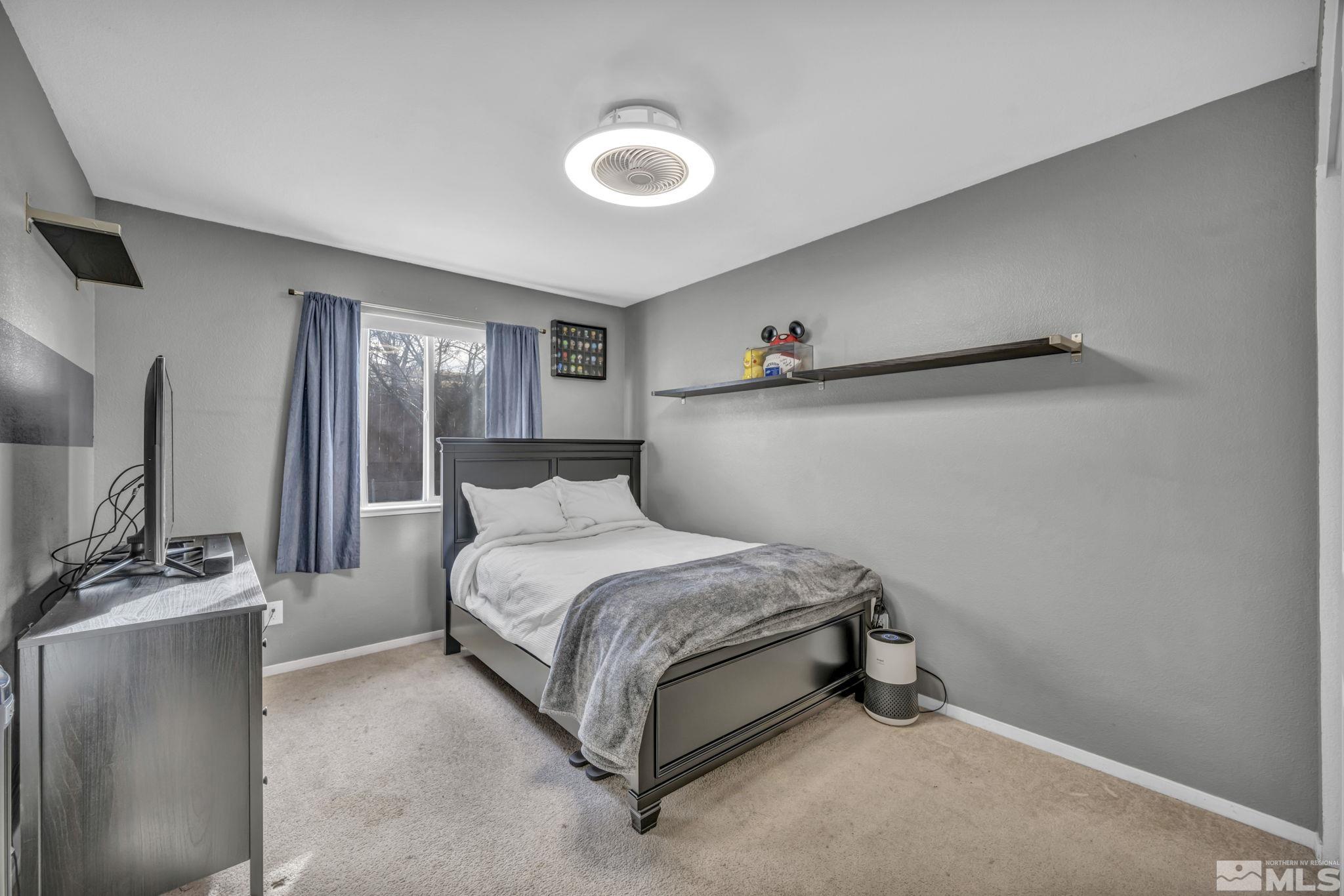 747 Snowdrop Court Property Photo 17