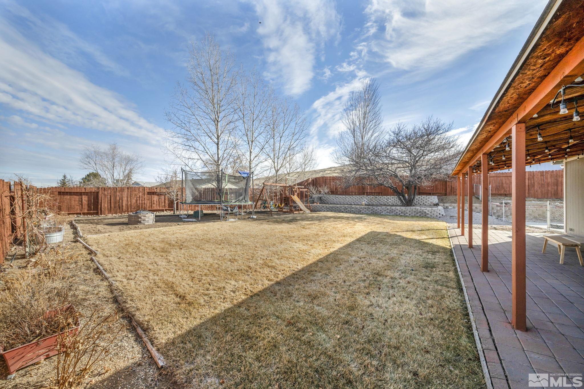 747 Snowdrop Court Property Photo 24