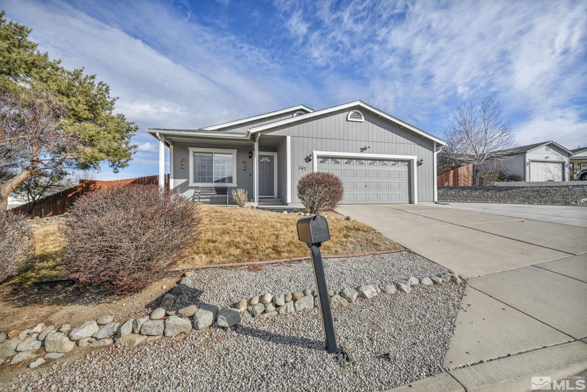 747 Snowdrop Court Property Photo 38
