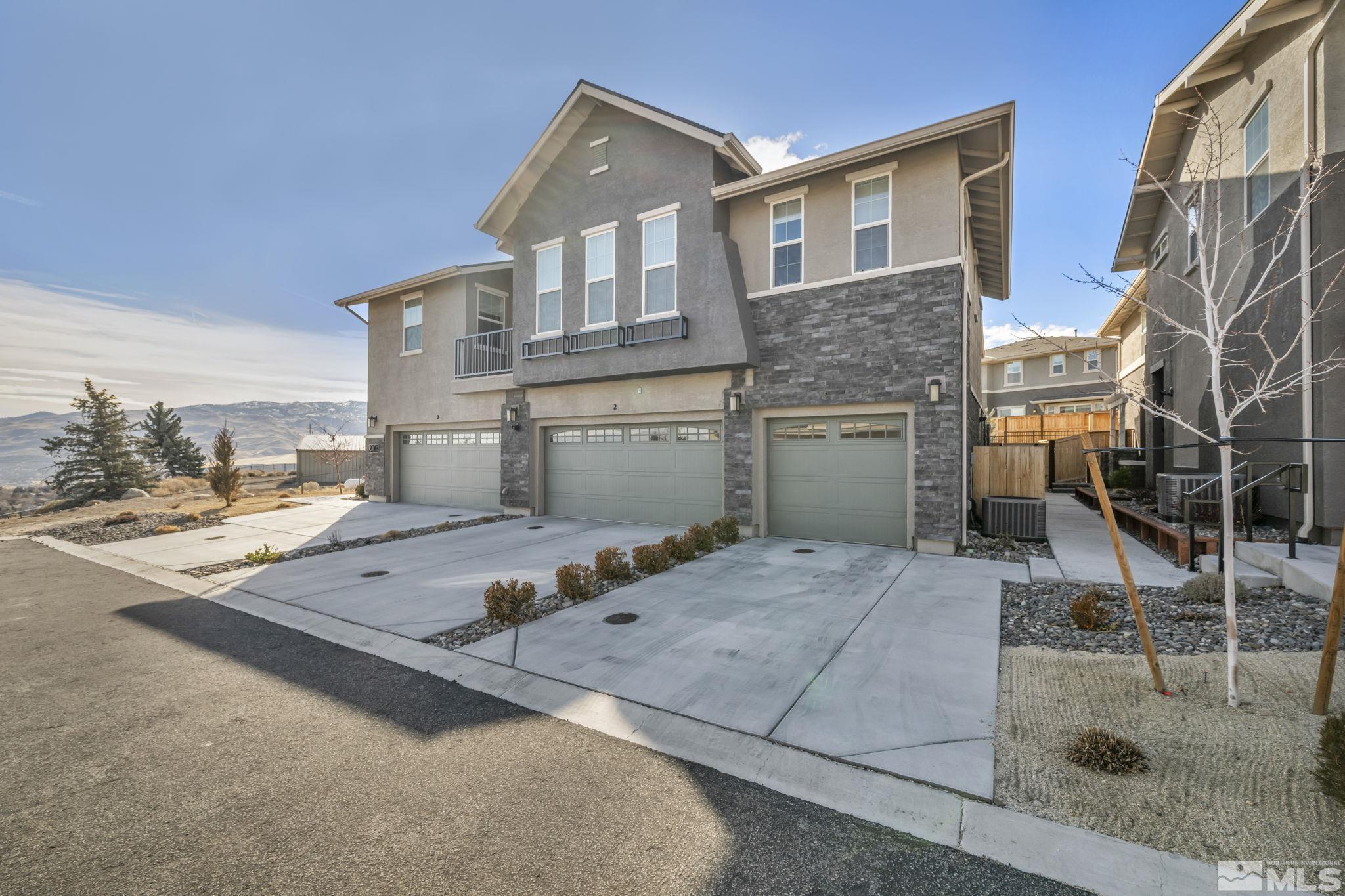 2018 Cradle Mountain Dr Unit 2 Property Photo 3