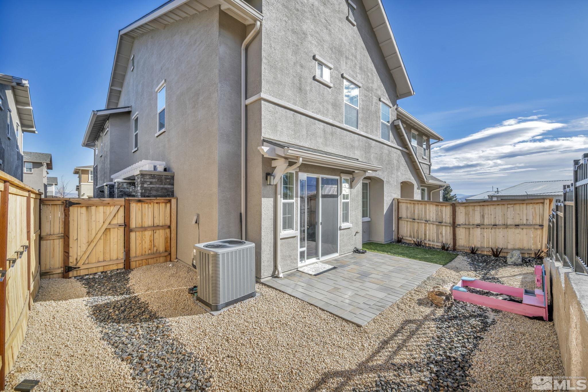 2018 Cradle Mountain Dr Unit 2 Property Photo 5