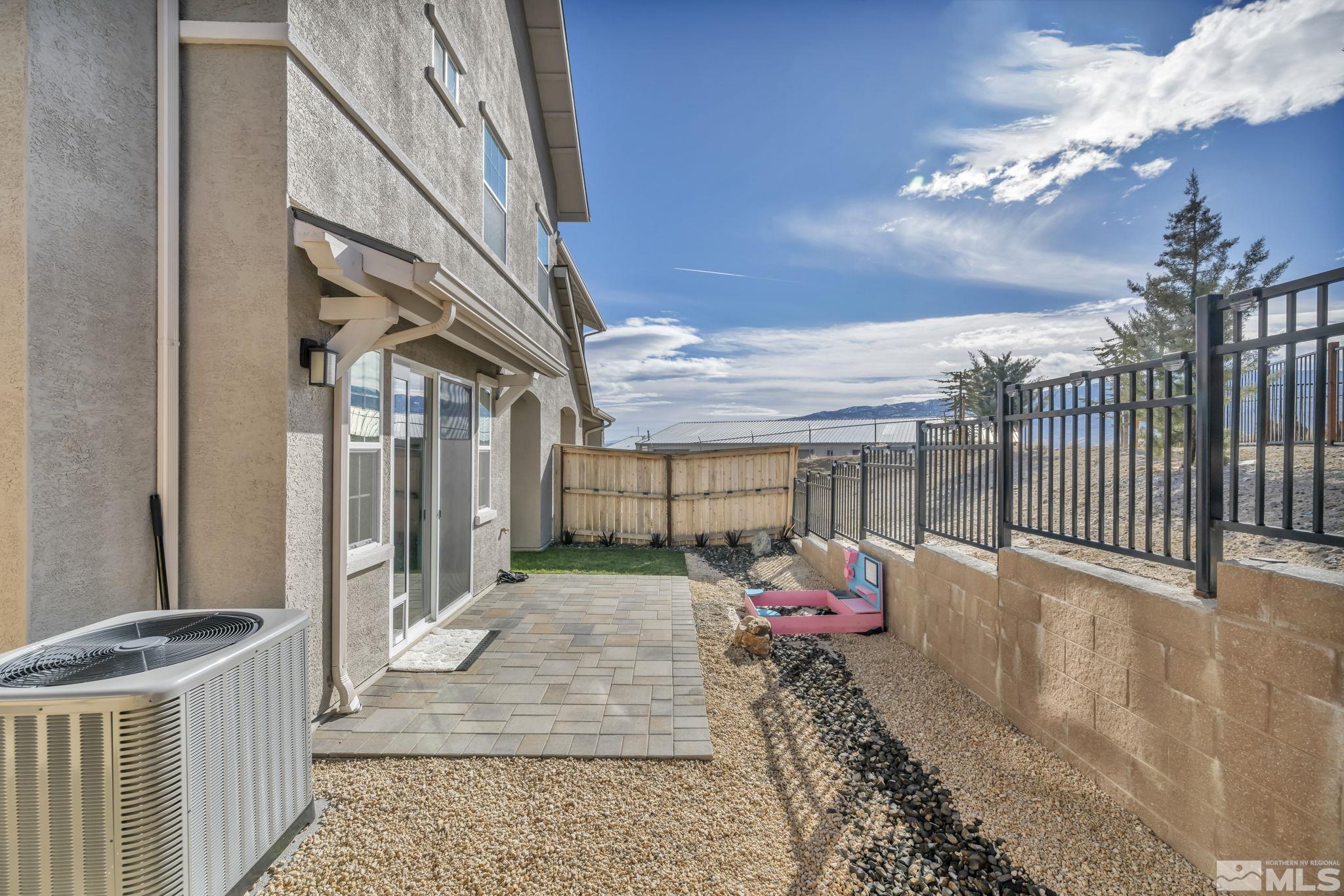 2018 Cradle Mountain Dr Unit 2 Property Photo 6