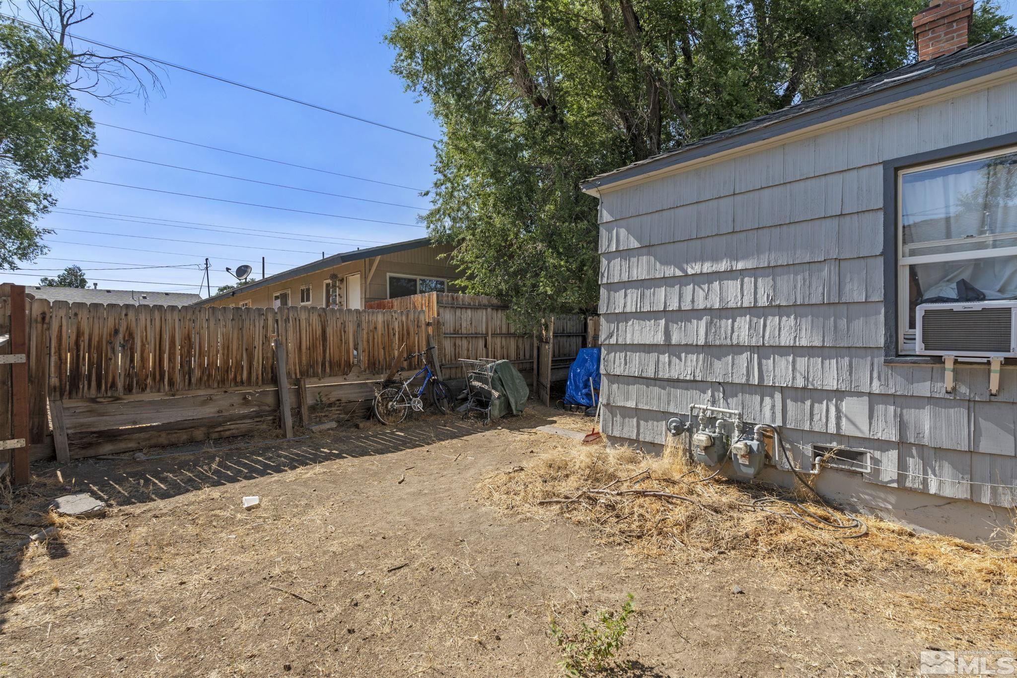 2011 H Street Property Photo 16