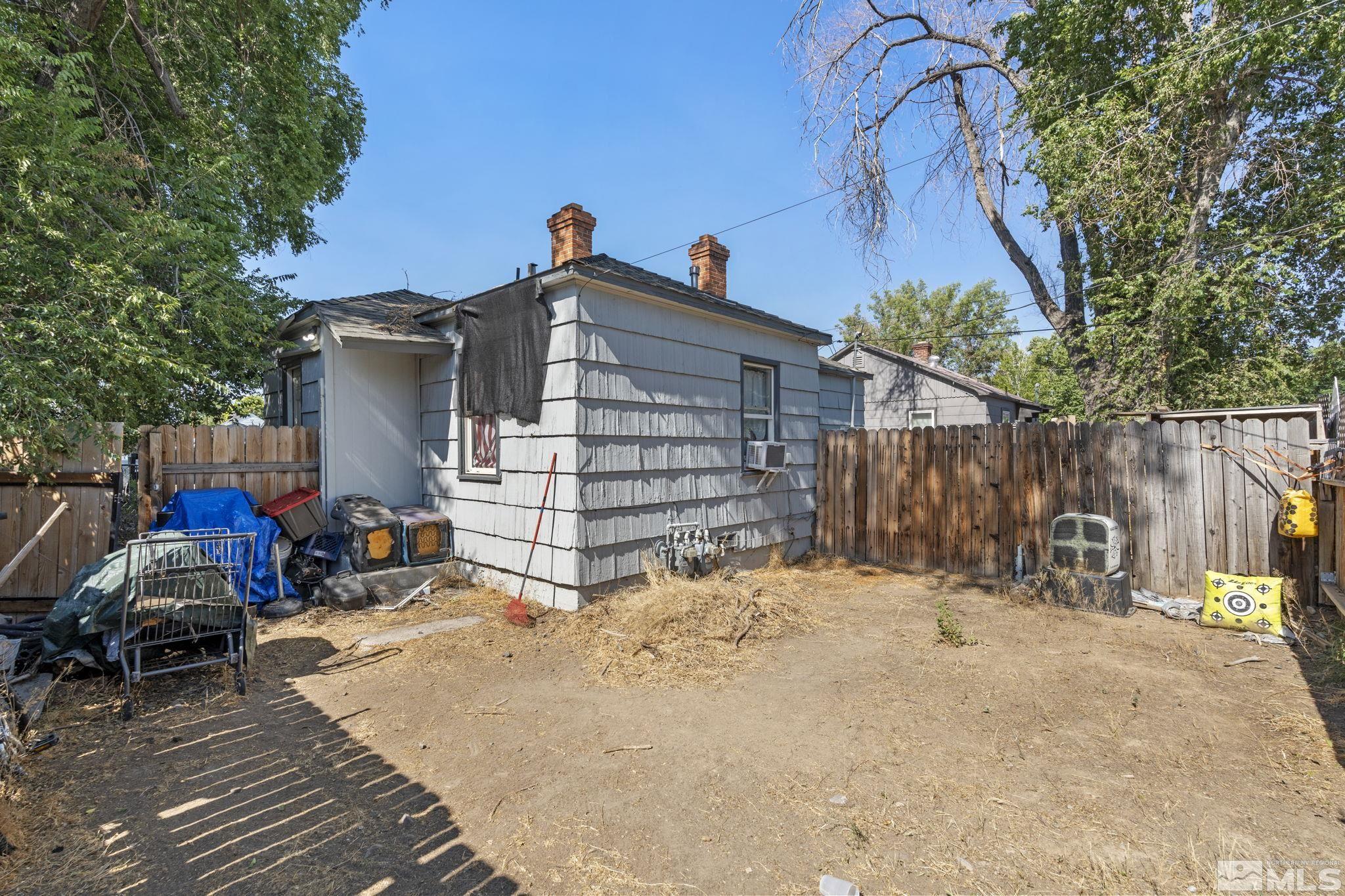 2011 H Street Property Photo 17