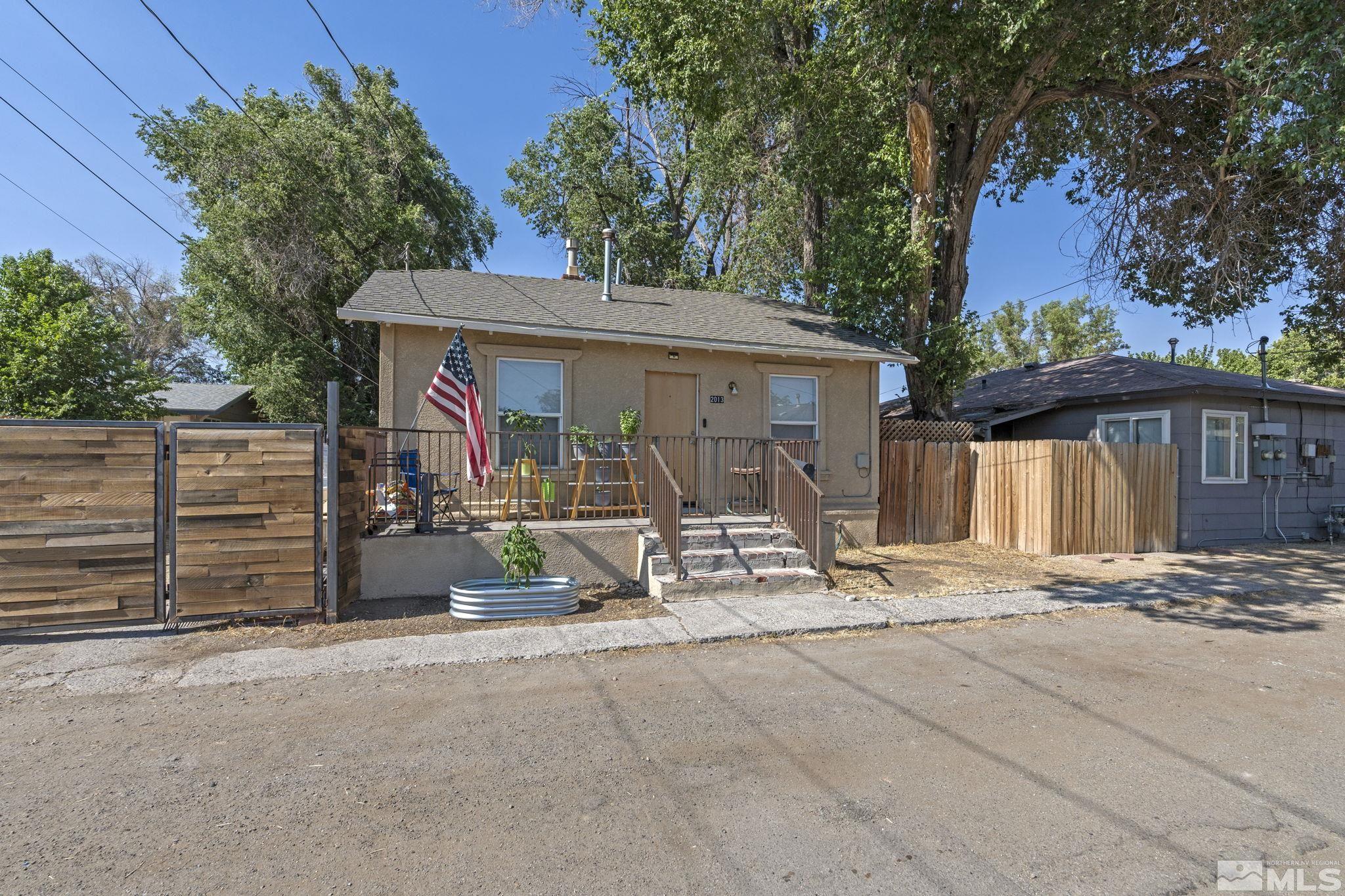 2011 H Street Property Photo 18