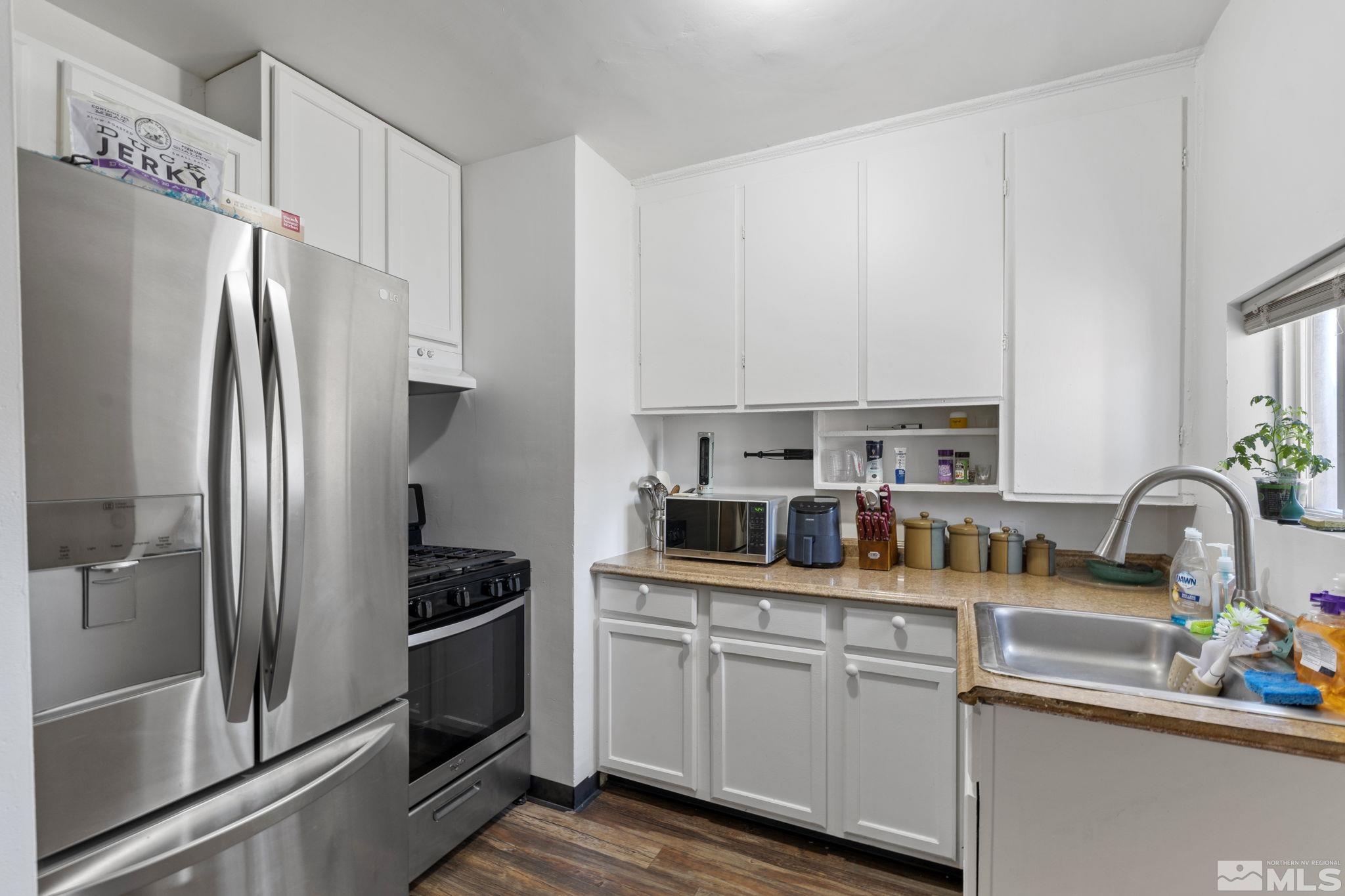 2011 H Street Property Photo 23