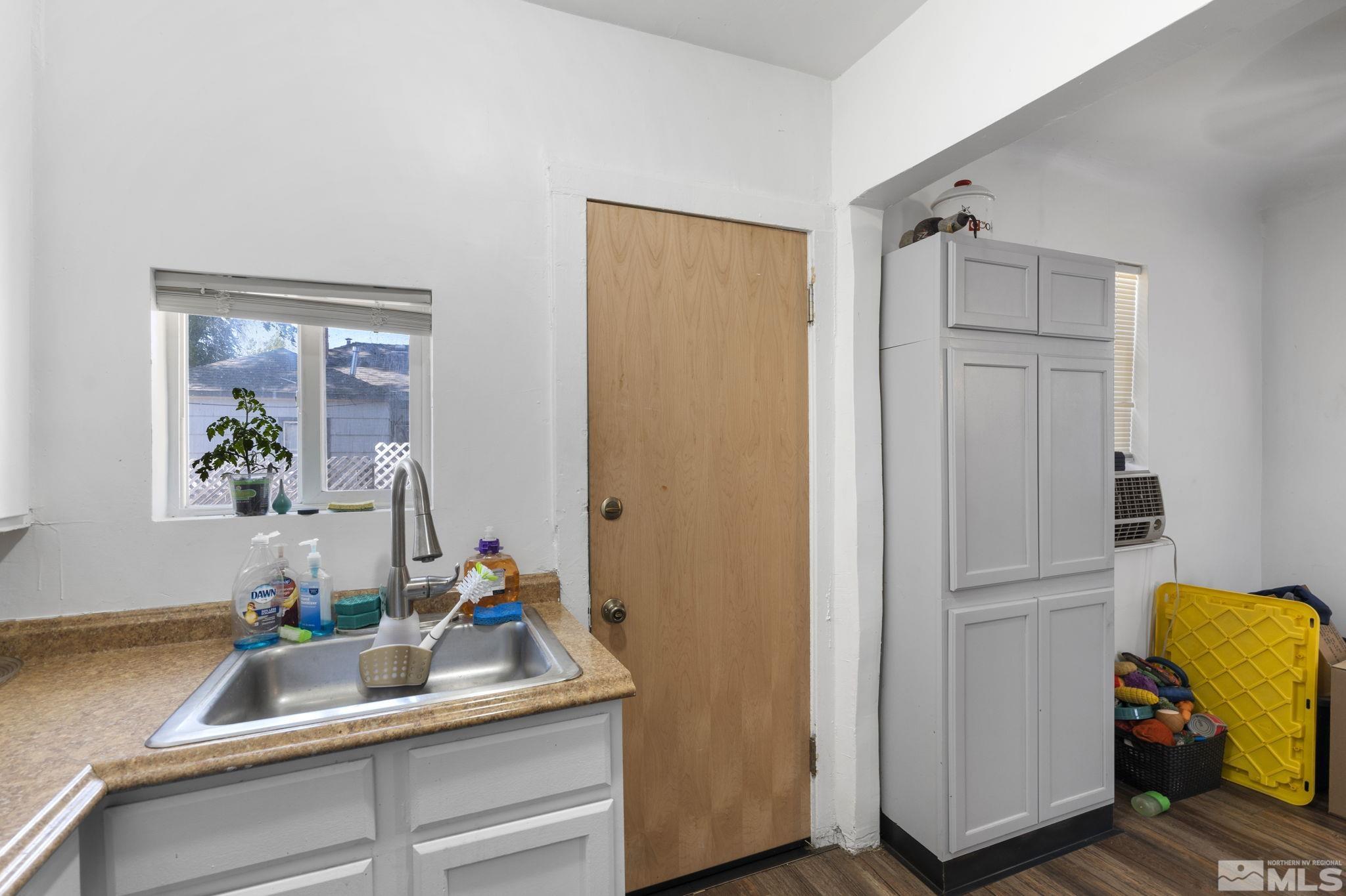 2011 H Street Property Photo 25