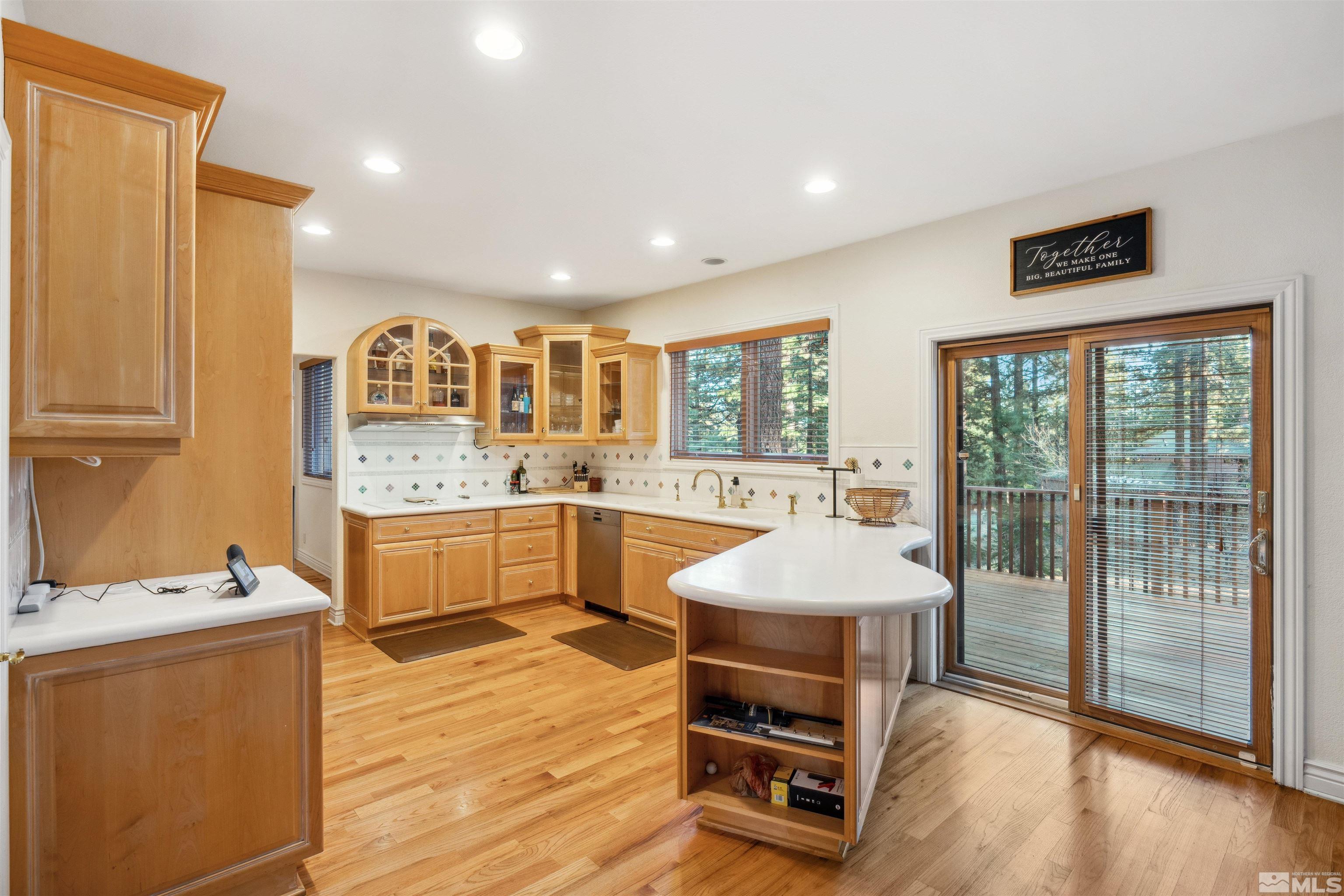 1155 Austrian Pine Road Property Photo 10