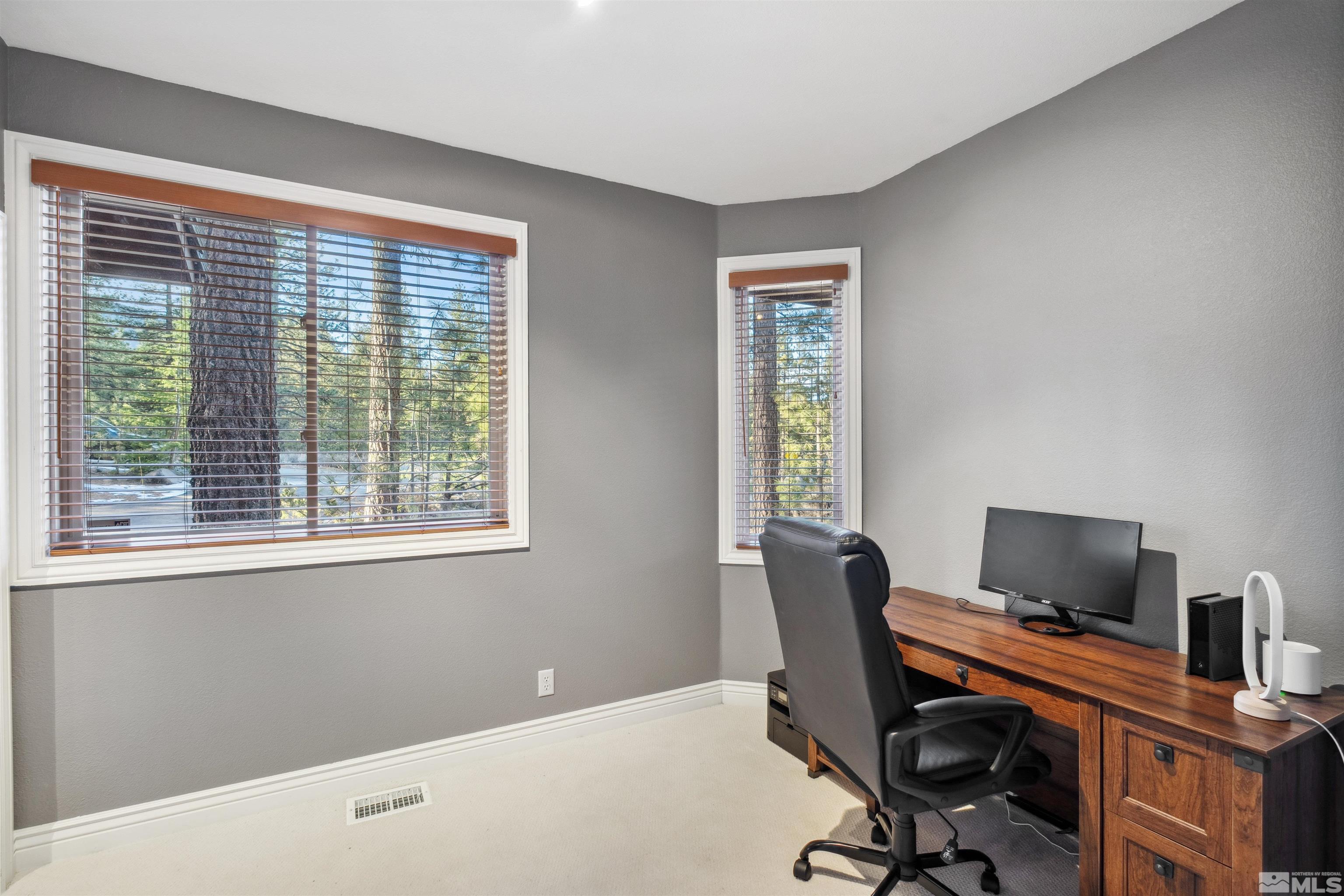 1155 Austrian Pine Road Property Photo 21
