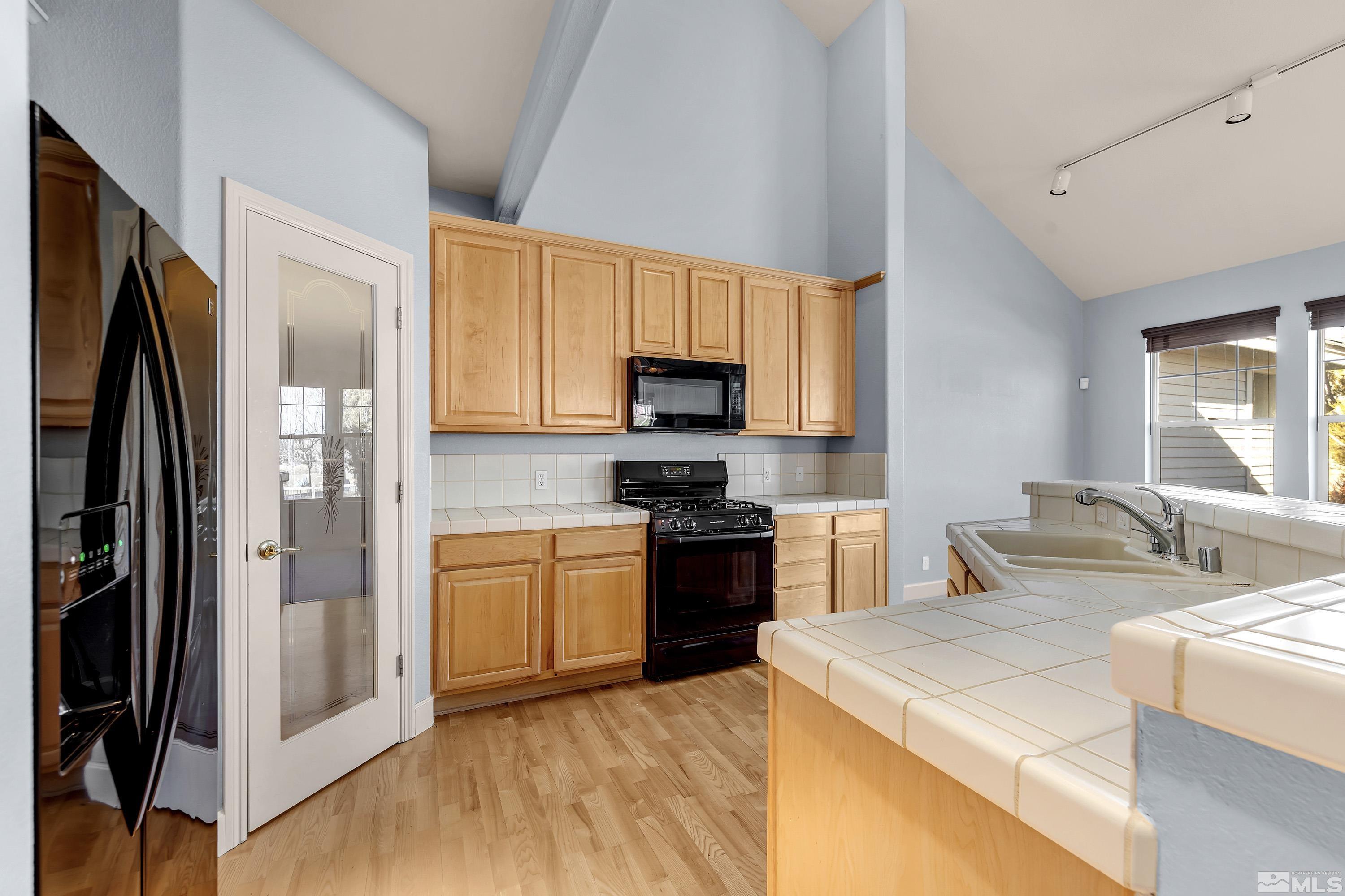 6578 Aston Cir Property Photo 6