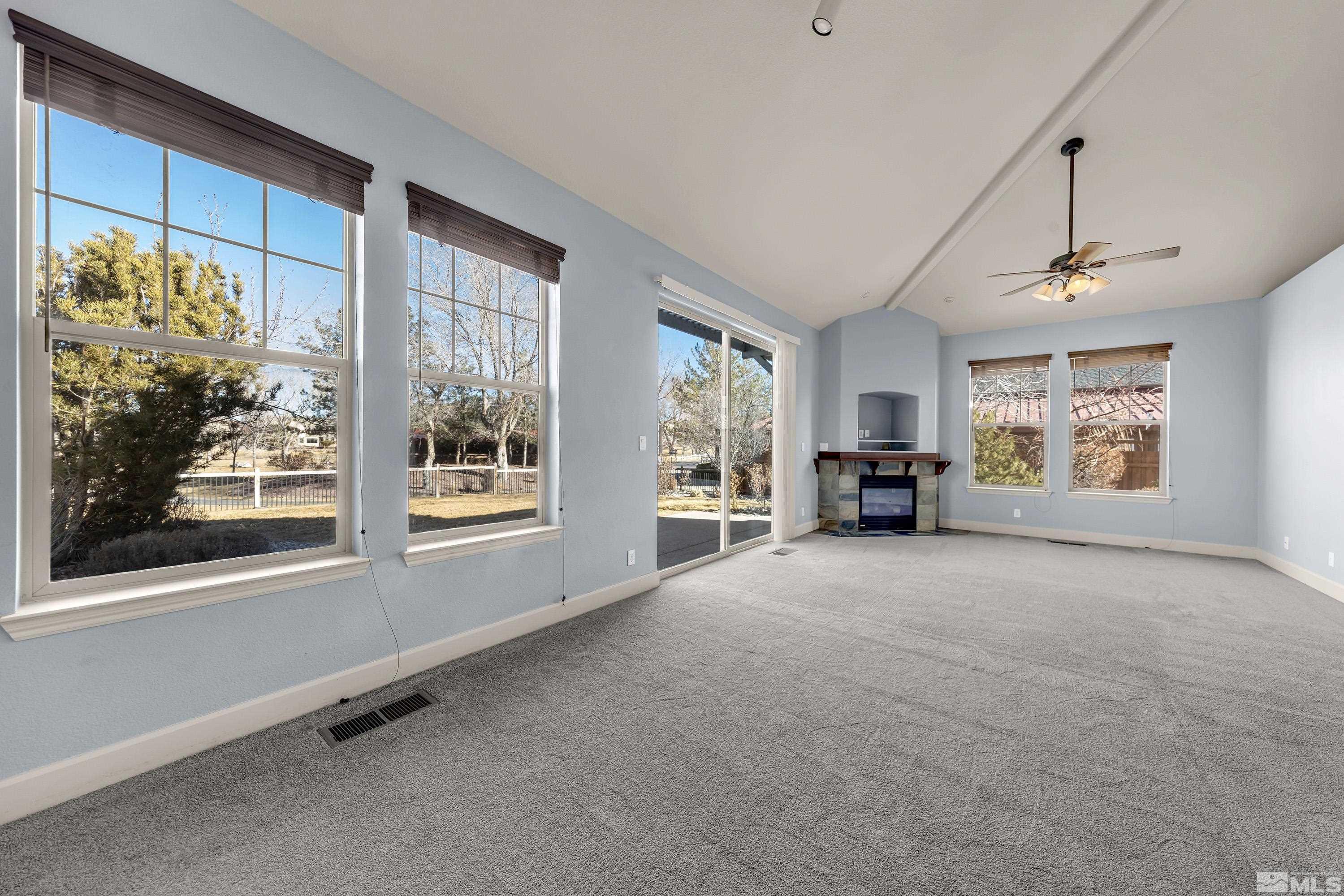6578 Aston Cir Property Photo 8