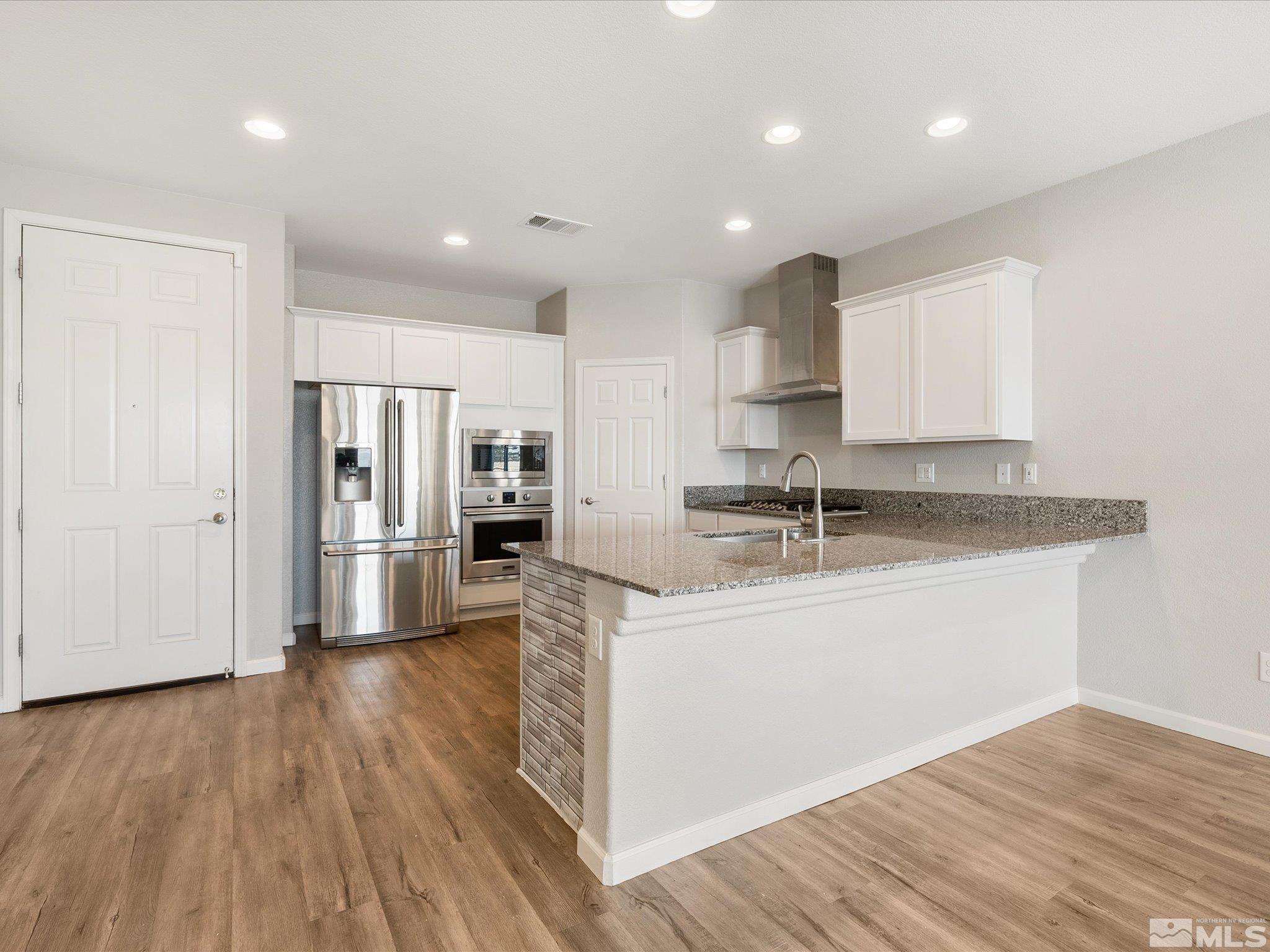 14008 Crested Moss Ct. Property Photo 5