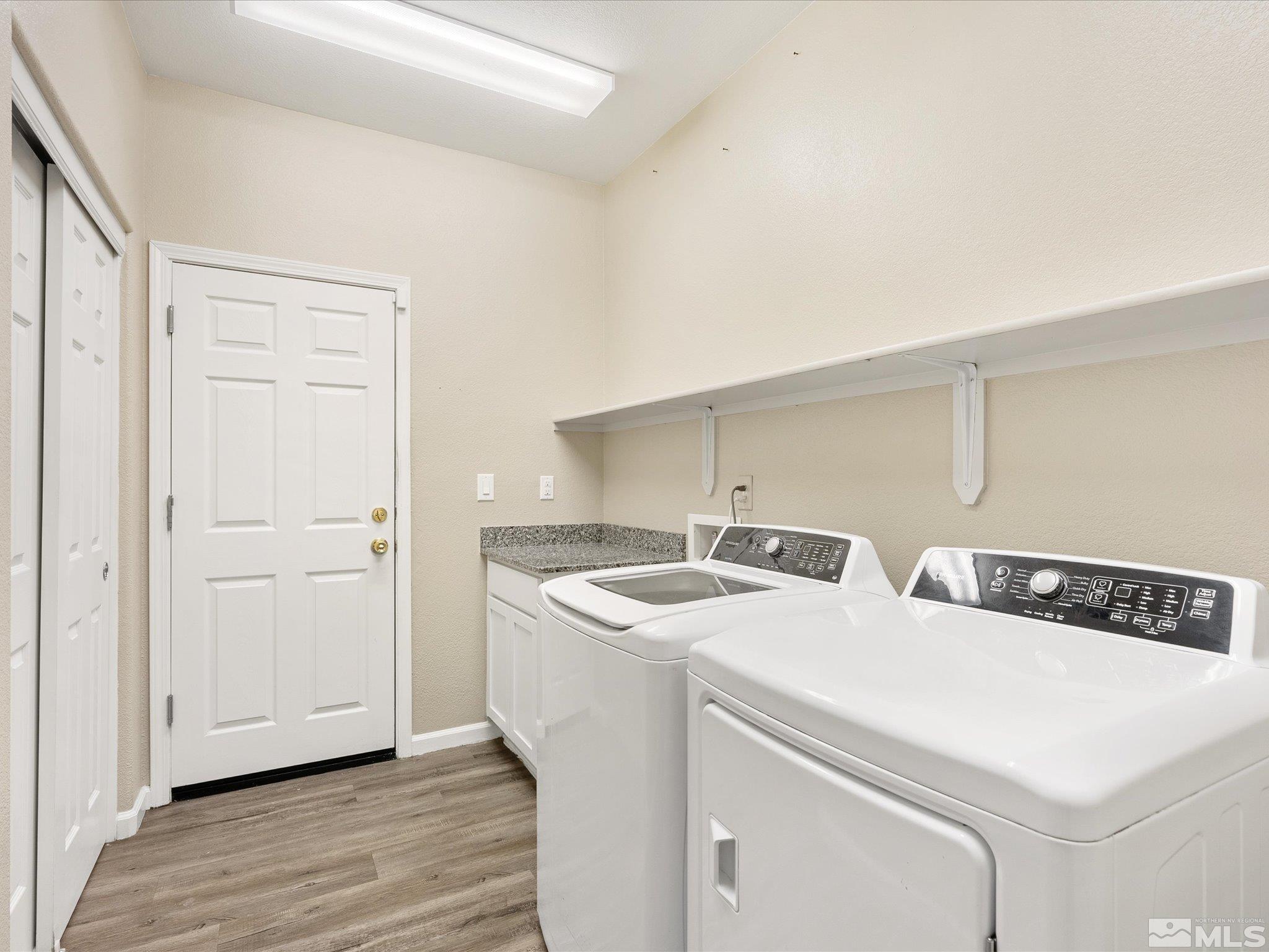 14008 Crested Moss Ct. Property Photo 24