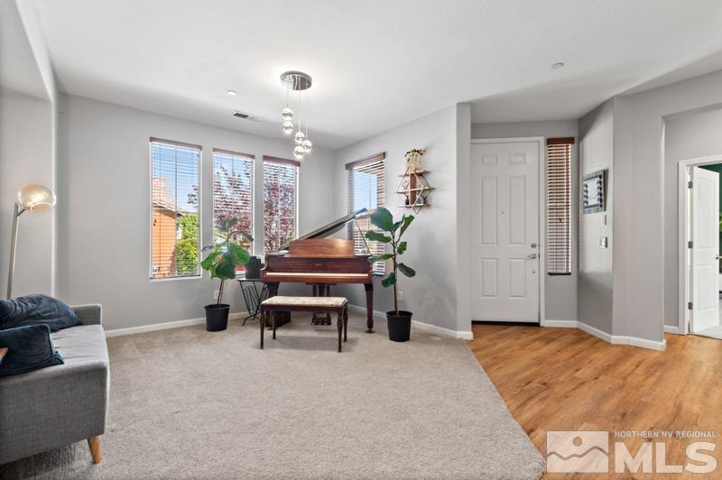 4779 Wood Thrush Ln Property Photo 5