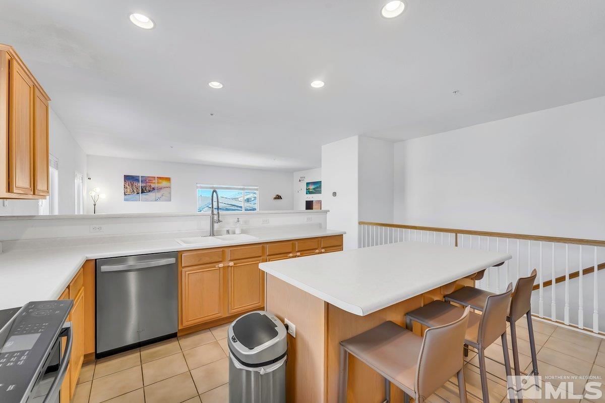 3290 Cityview Terrace Property Photo 7