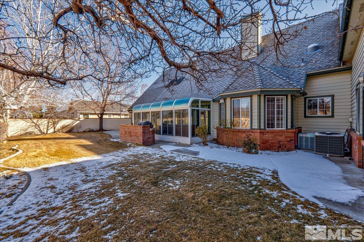972 Springfield Property Photo 10