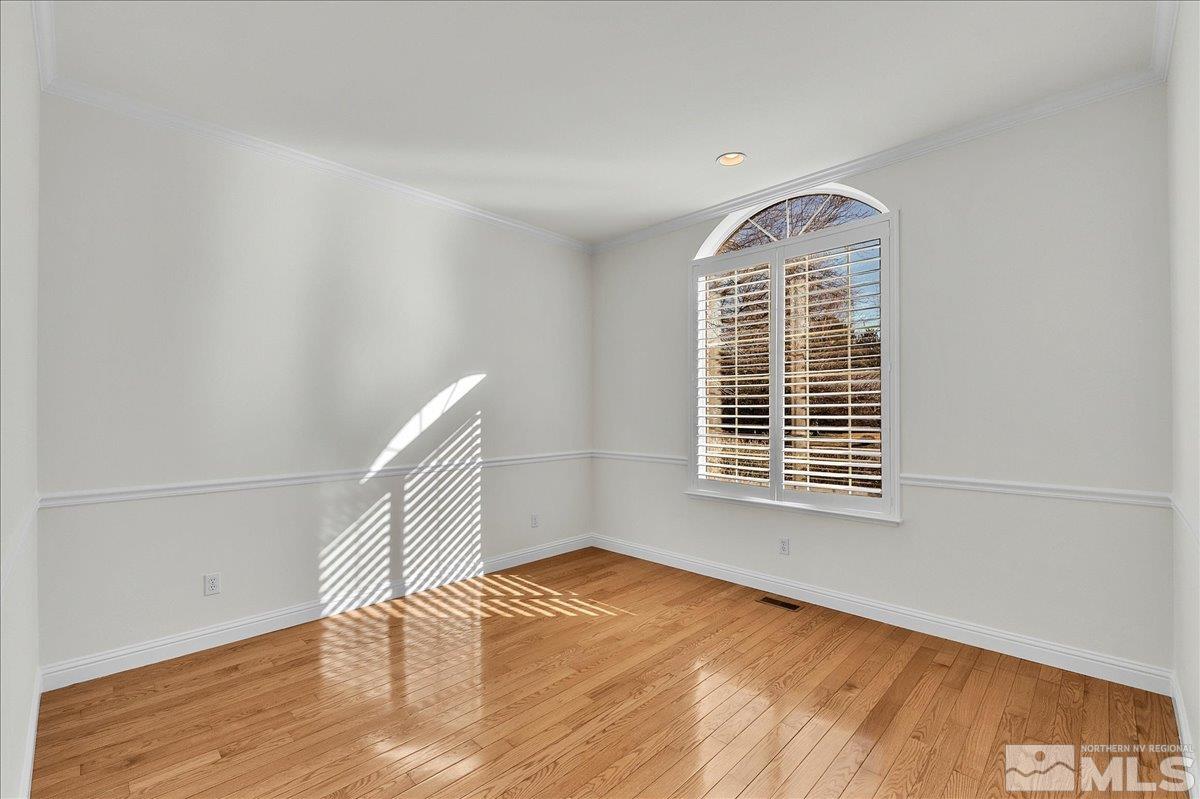 972 Springfield Property Photo 21