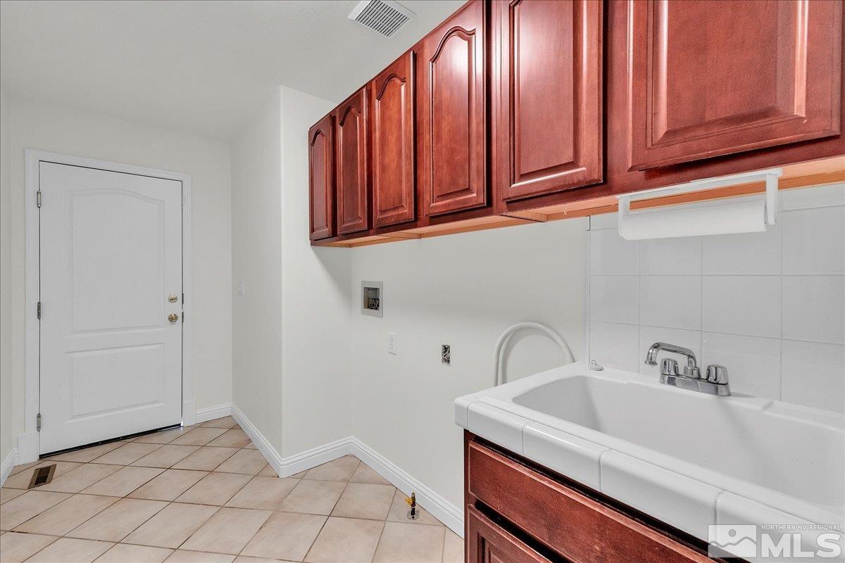 972 Springfield Property Photo 27